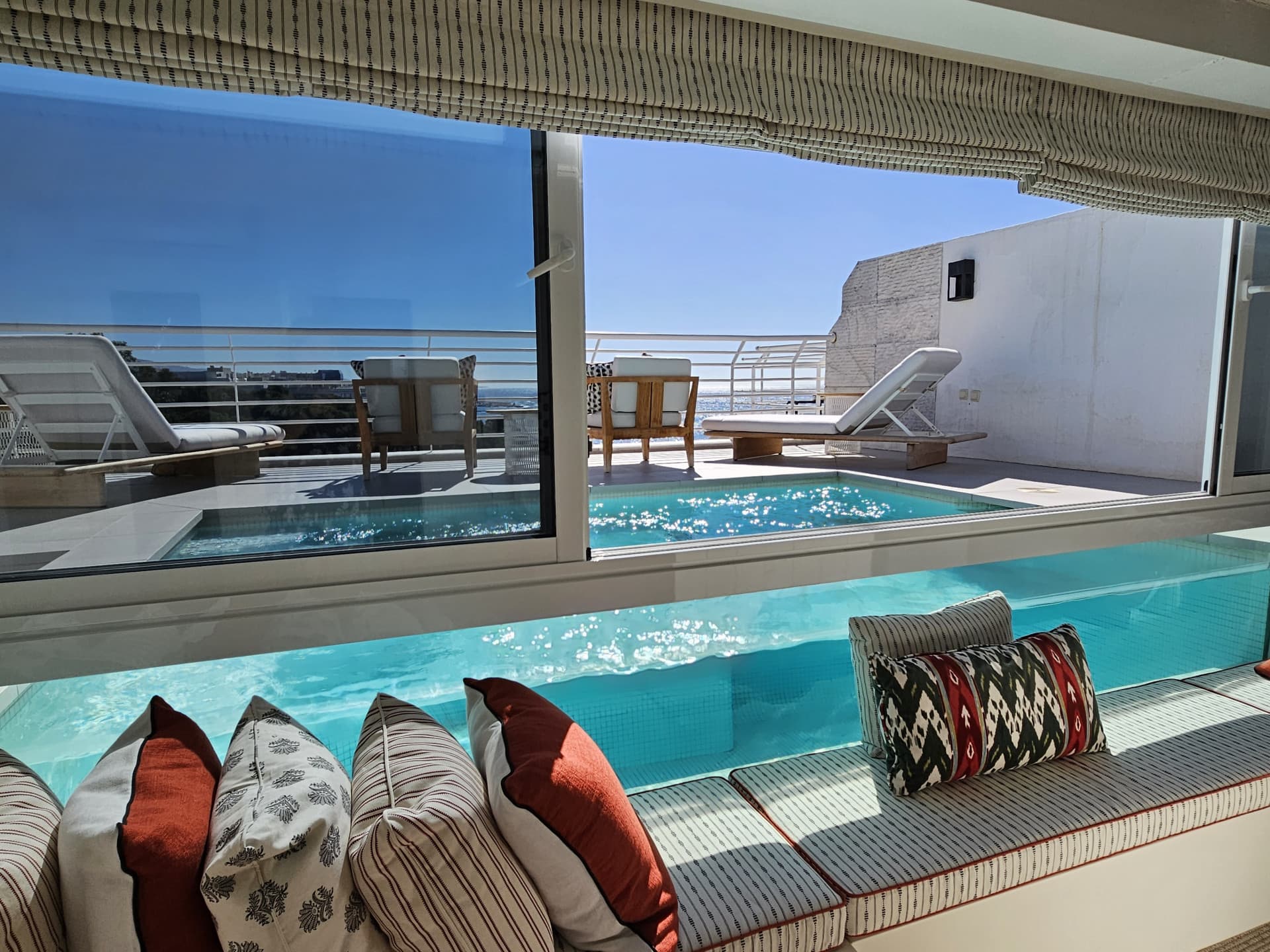 Stunning Duplex Penthouse with Private Pool – Marina Mariola, Marbella