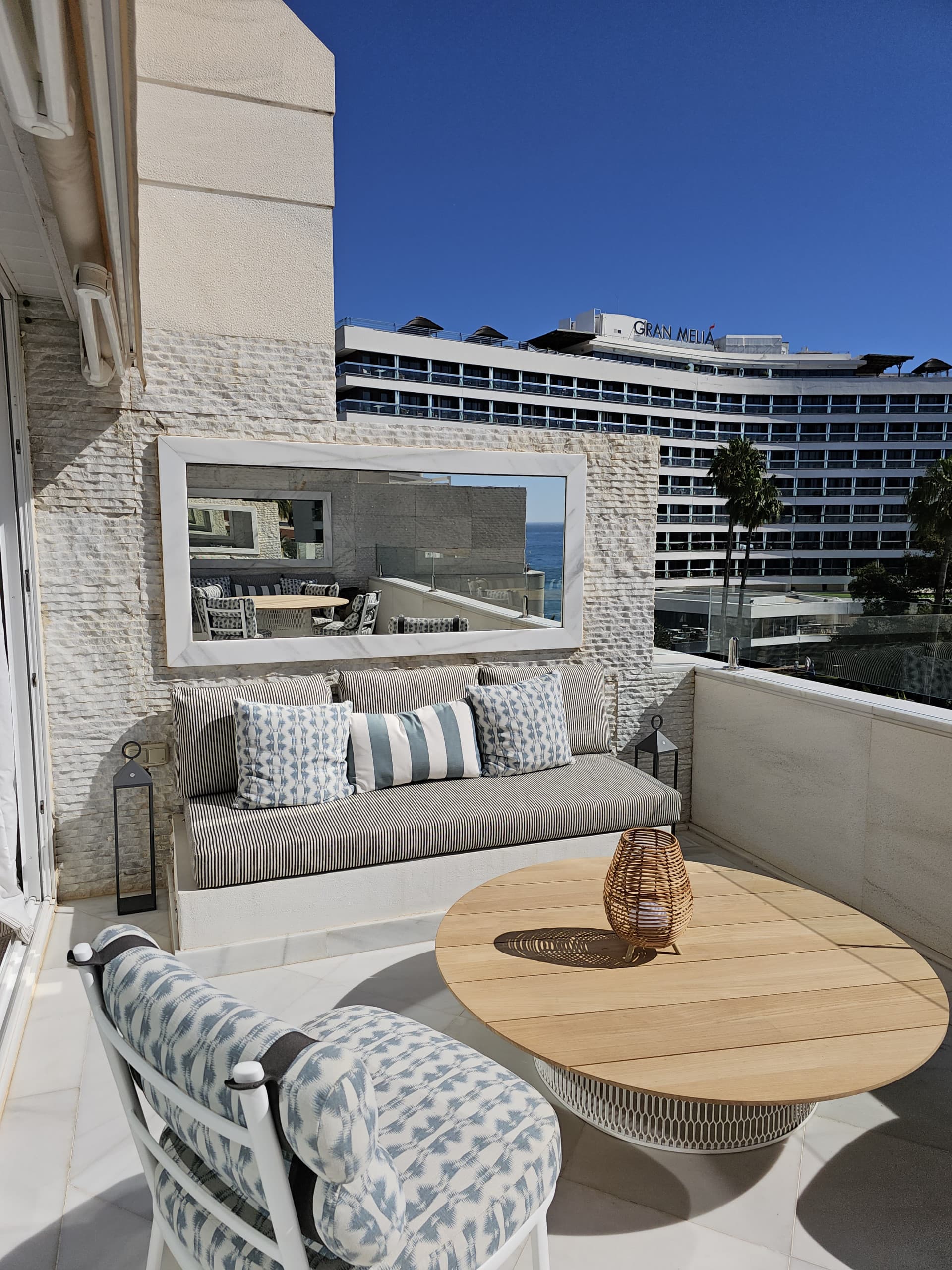 Stunning Duplex Penthouse with Private Pool – Marina Mariola, Marbella