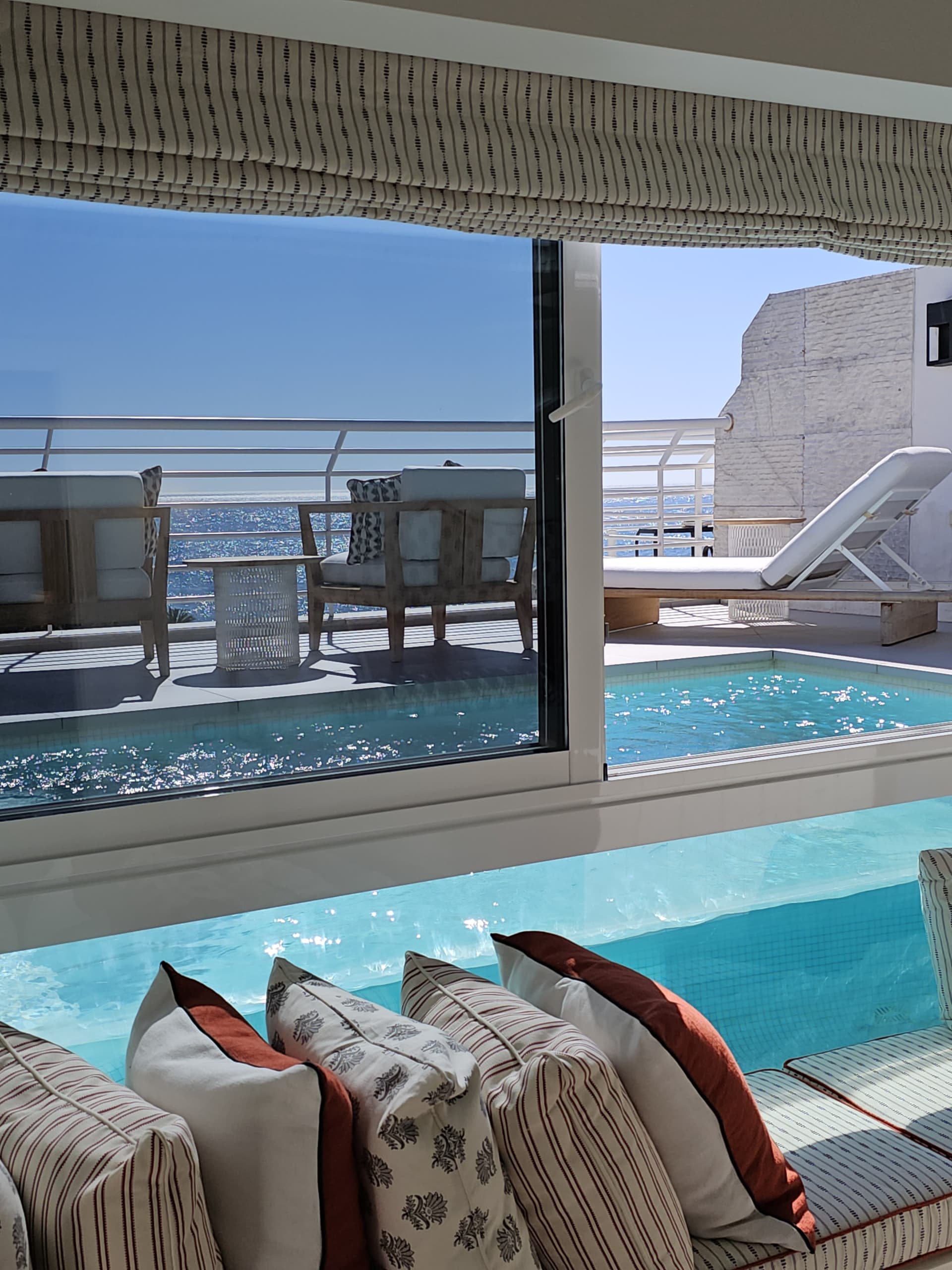 Stunning Duplex Penthouse with Private Pool – Marina Mariola, Marbella