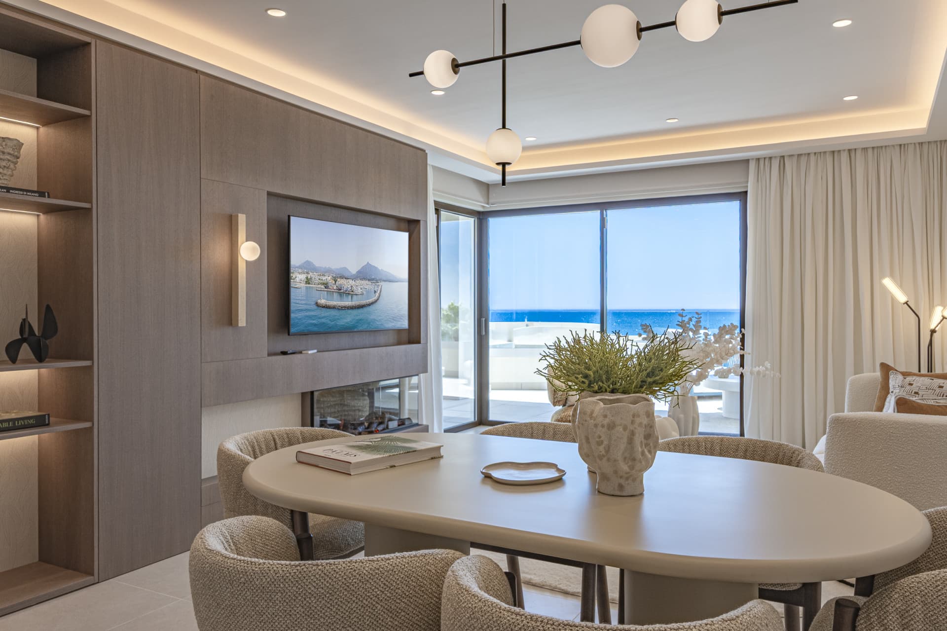 Exceptional Beachfront Apartment with Stunning Sea Views – Velaya, Estepona