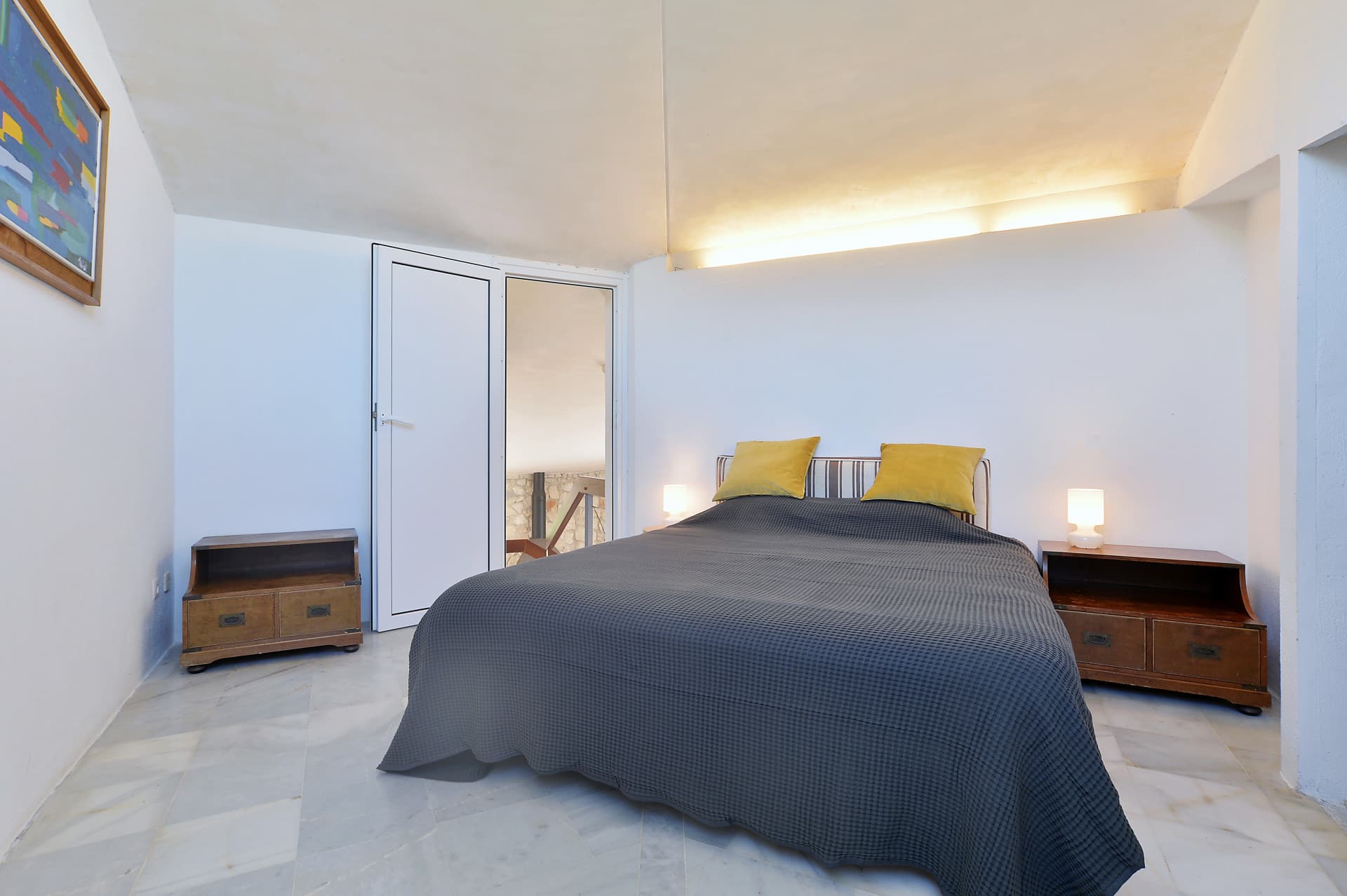 INVESTMENT OPORTUNITY-Villa designed by well-known architects with panoramic sea- and mountain view in Marbella