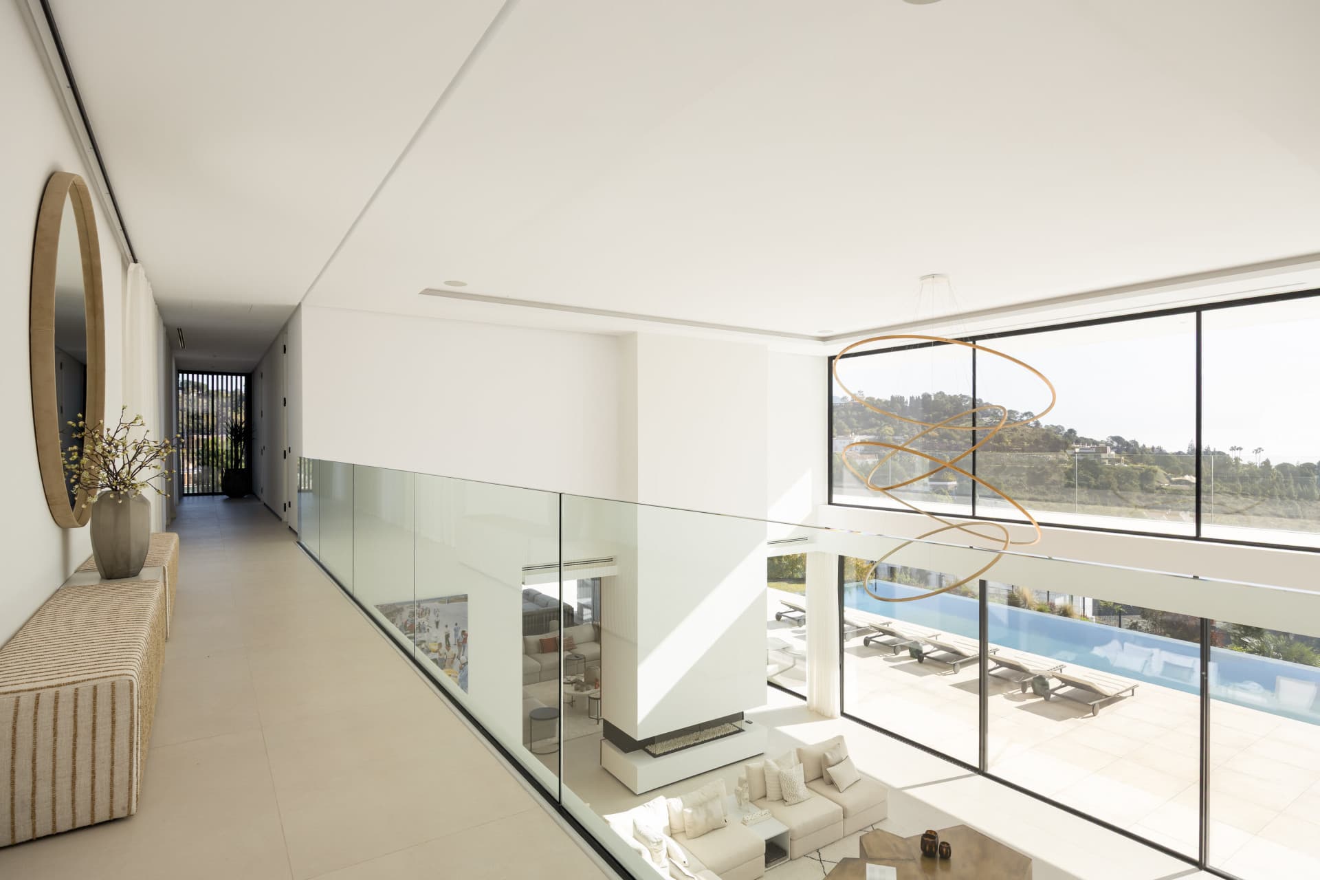 Casa De Canto is an exceptional seven-bedroom contemporary estate, in prestigious gated community of El Madroñal.