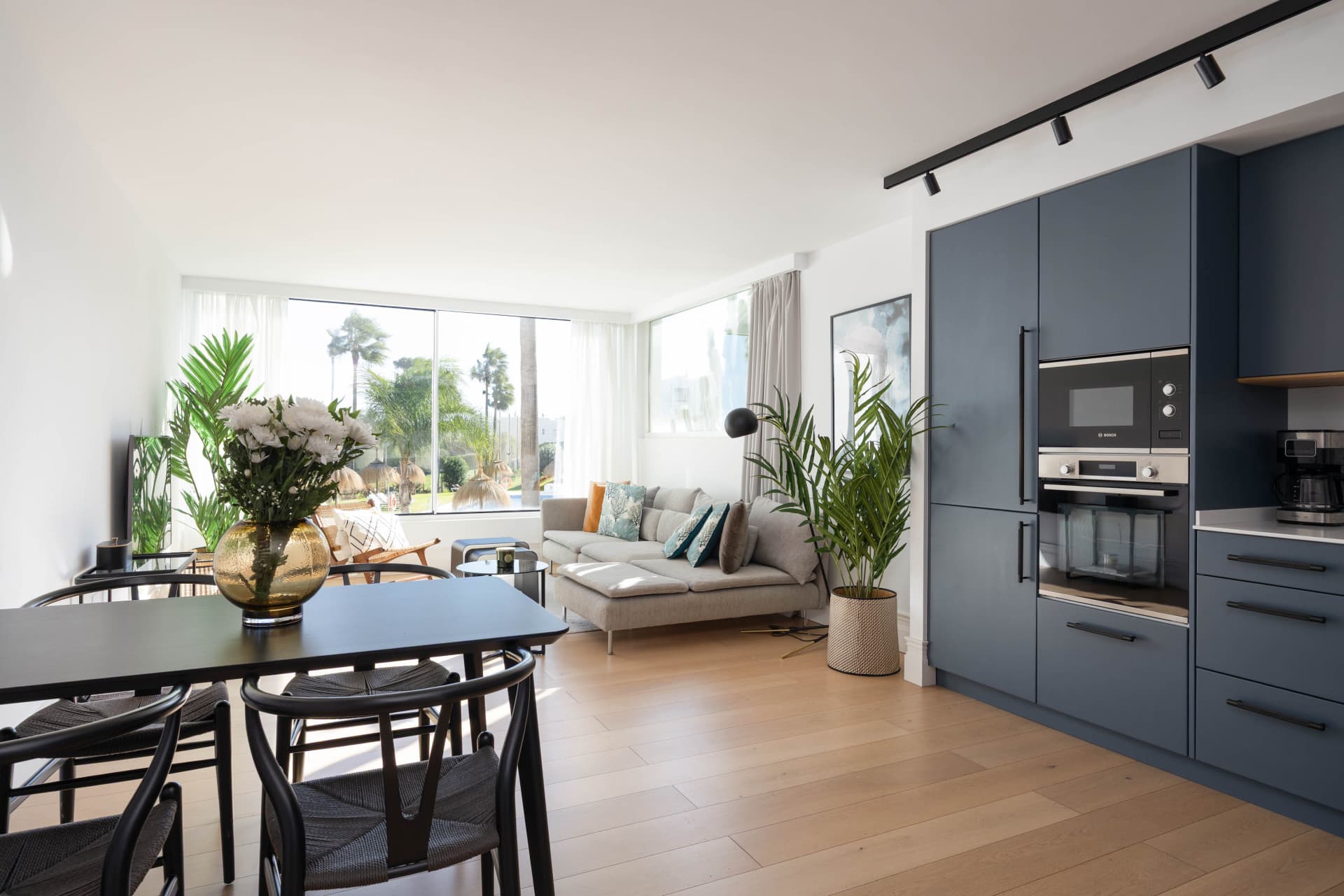 Beautifully Renovated Apartment with Stunning Views in Nueva Andalucía