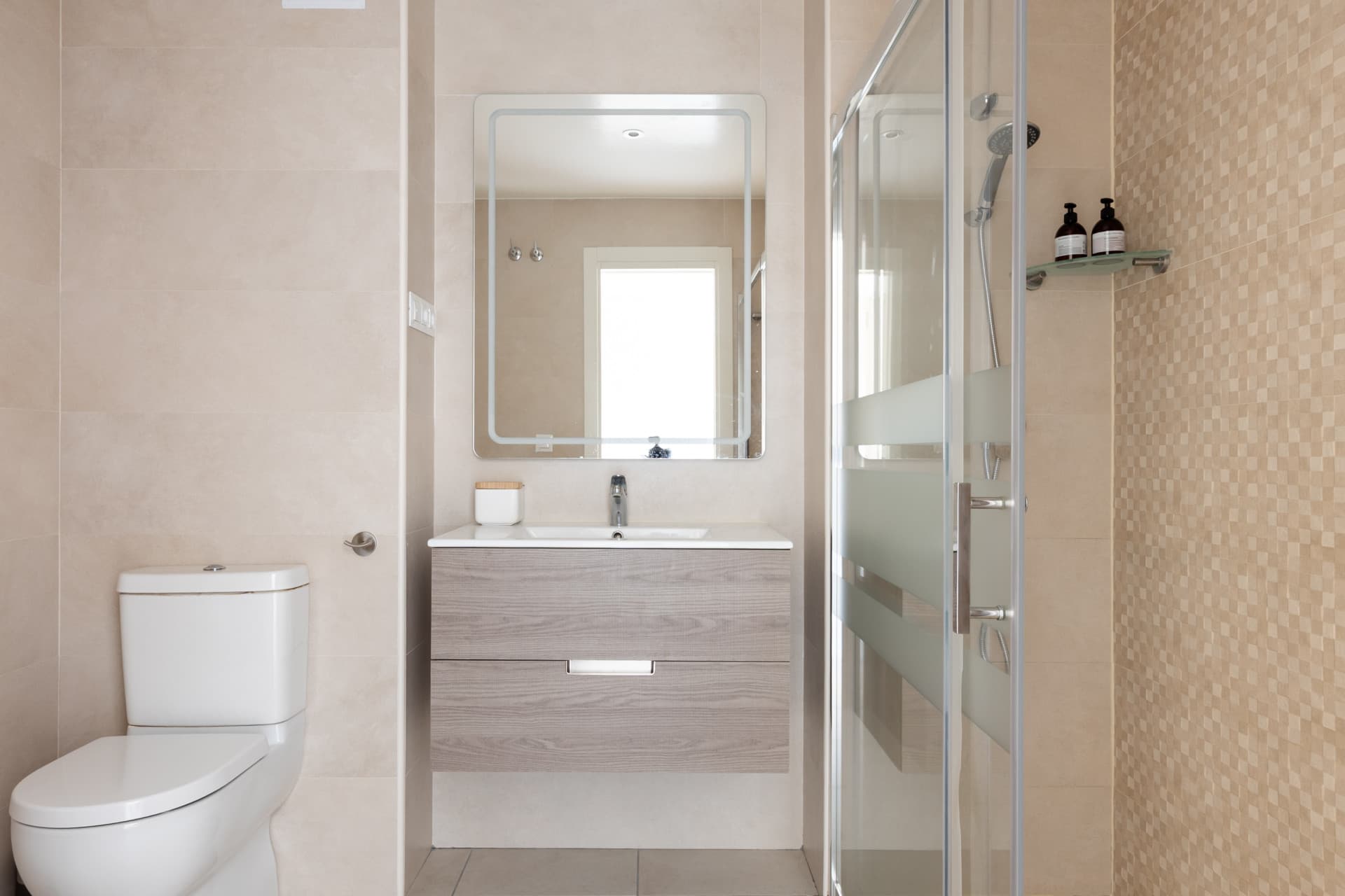 West-Facing 3-Bedroom Apartment on the Third Floor in Albatros VII