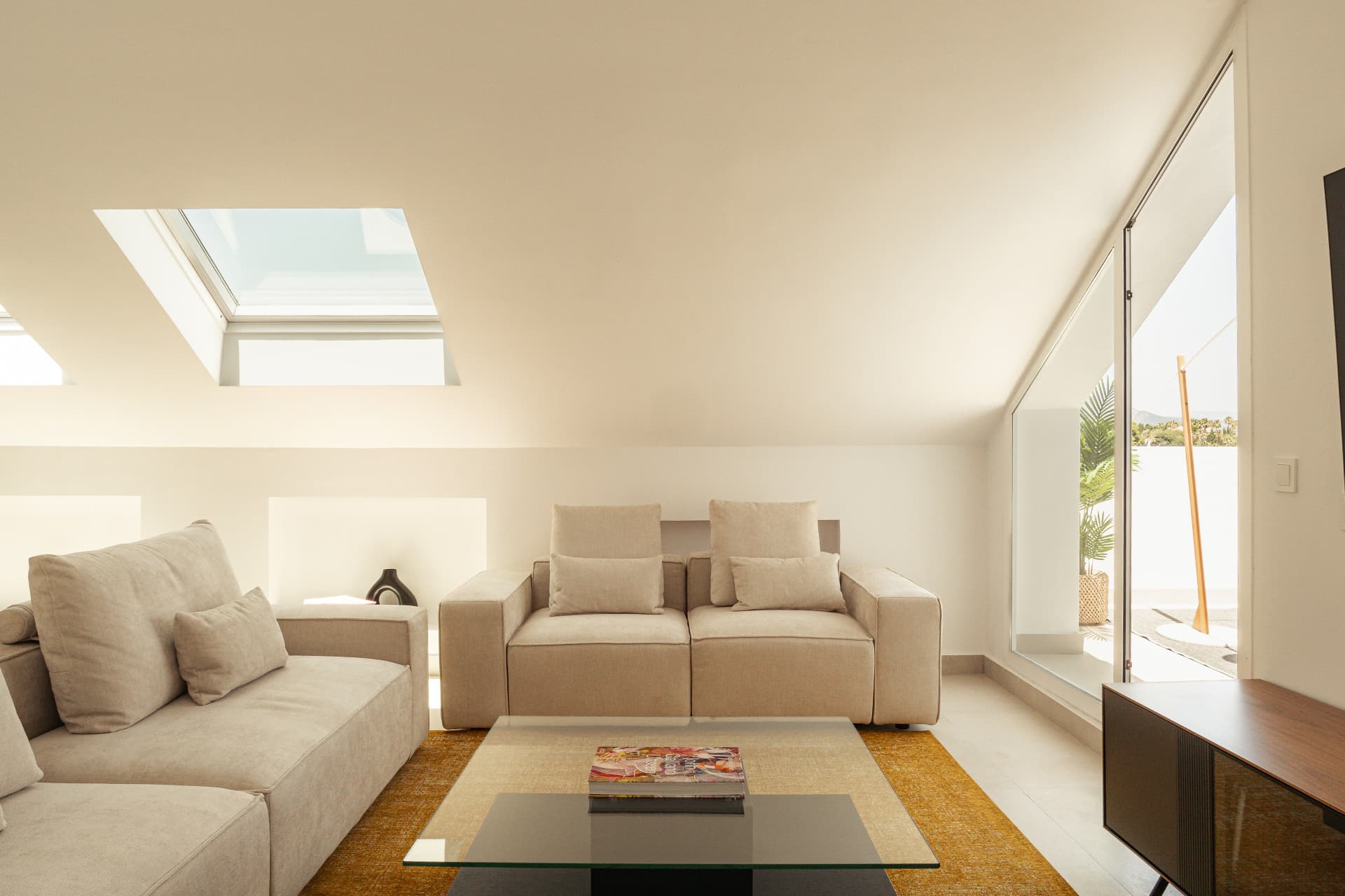 Boutique Penthouse in Las Lolas, Nueva Andalucía