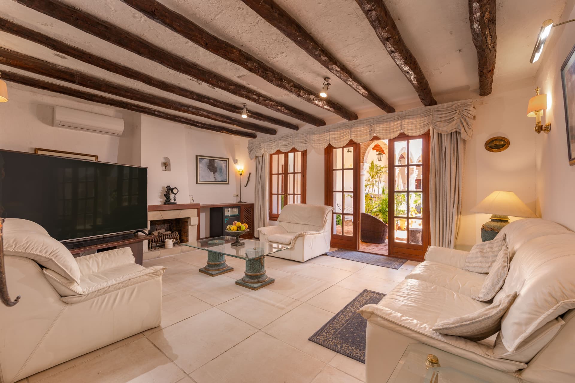 The Iconic Roman Oasis — Casares Costa