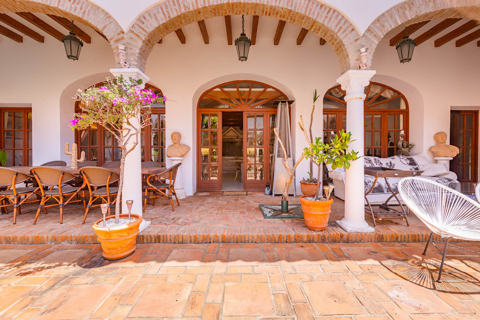 The Iconic Roman Oasis — Casares Costa