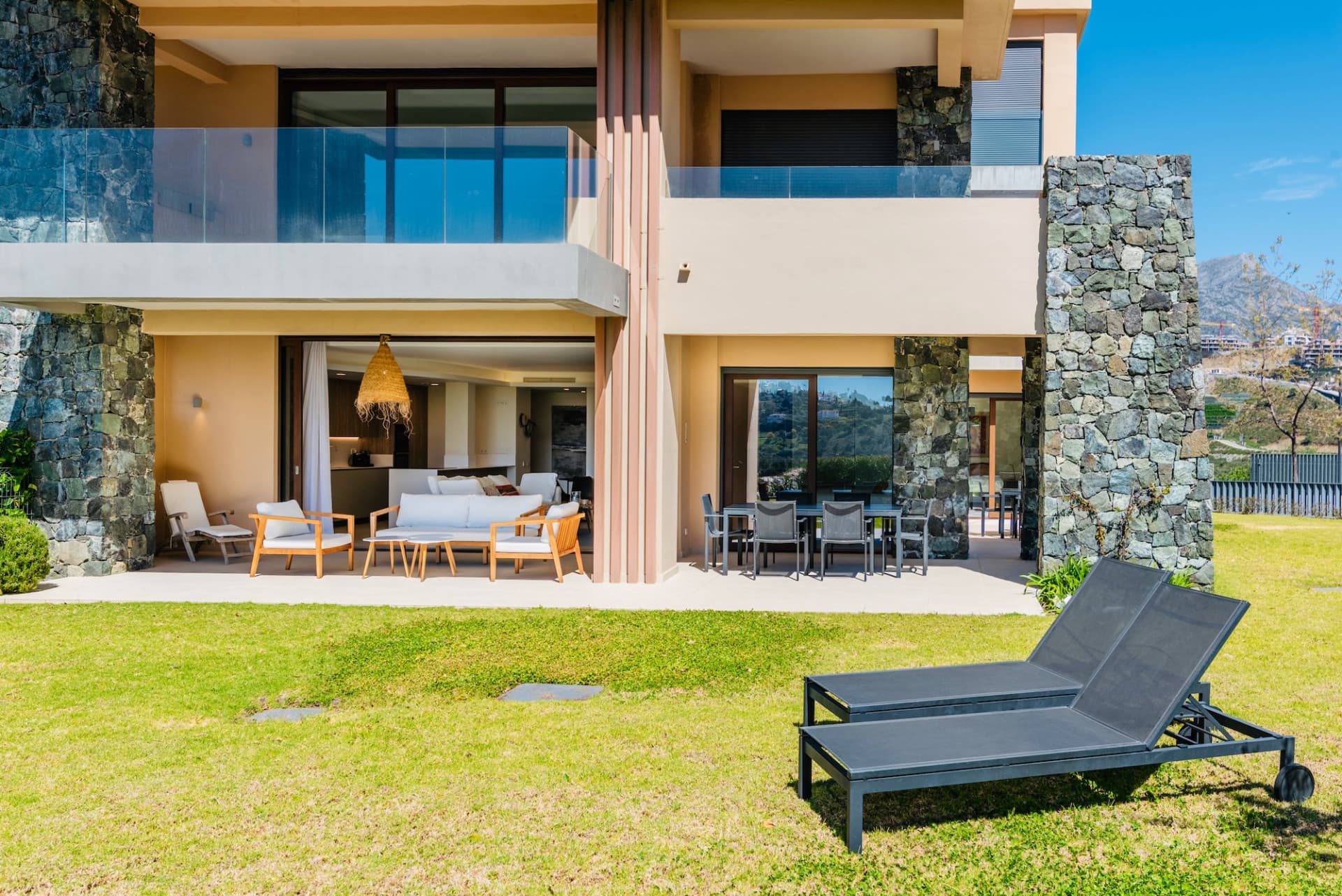 Key features at a glance: - Exceptional Spaces: 135m² + 66m² terraces - Unique Private Garden: almost 400m² for private