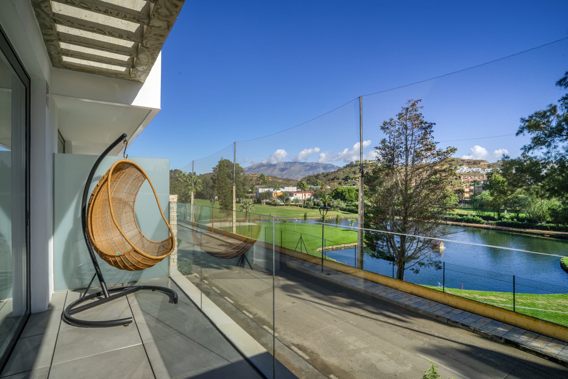 Modern 3-Bedroom Apartment Frontline Golf in La Cala — Walk to Town, Beach & Amenities