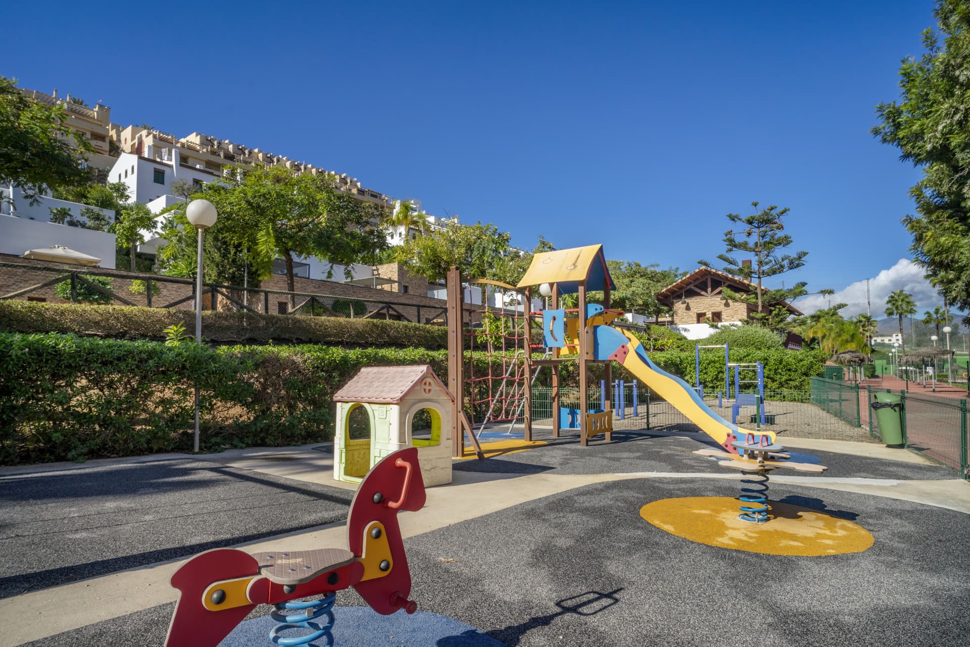 Modern 3-Bedroom Apartment Frontline Golf in La Cala — Walk to Town, Beach & Amenities