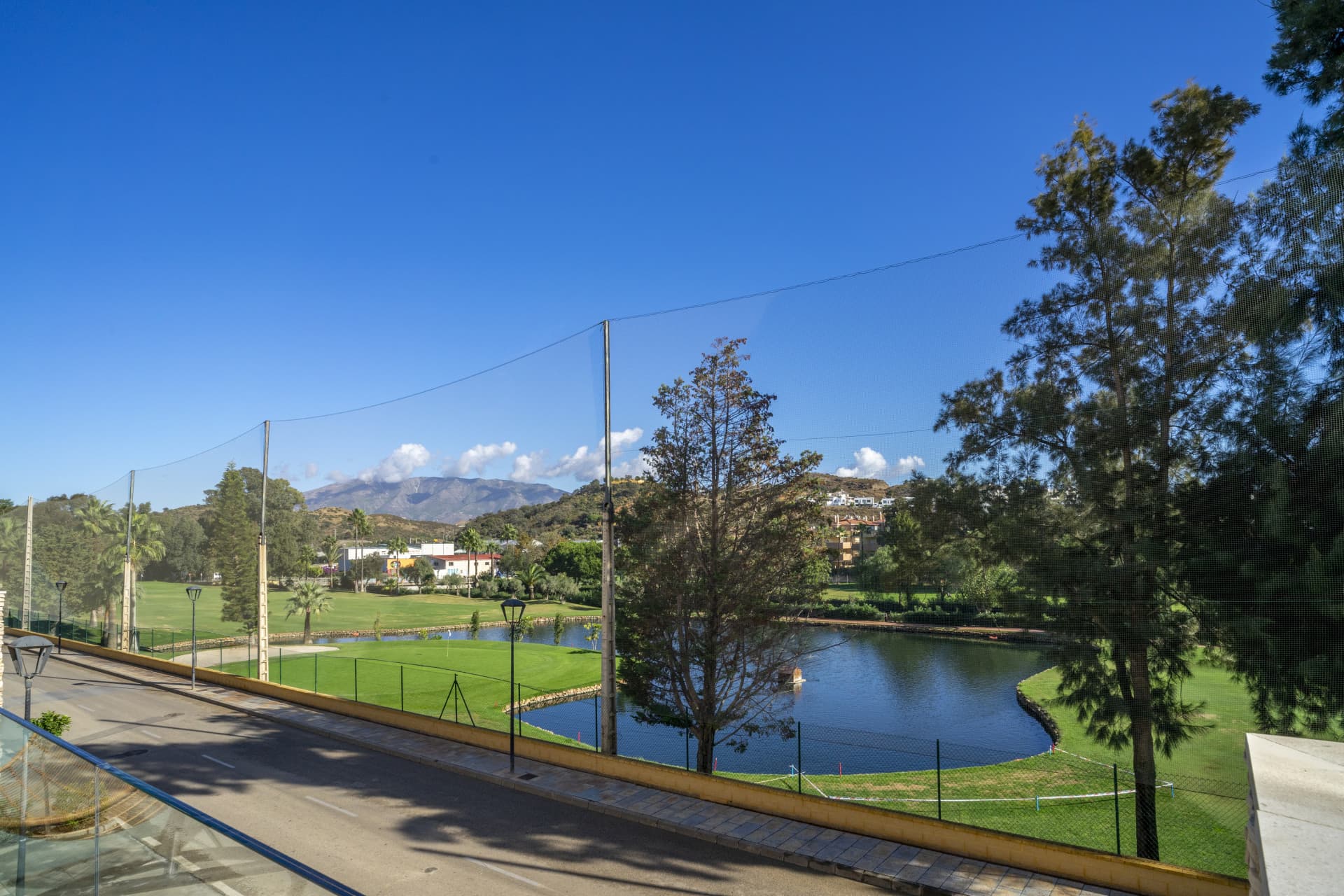 Modern 3-Bedroom Apartment Frontline Golf in La Cala — Walk to Town, Beach & Amenities