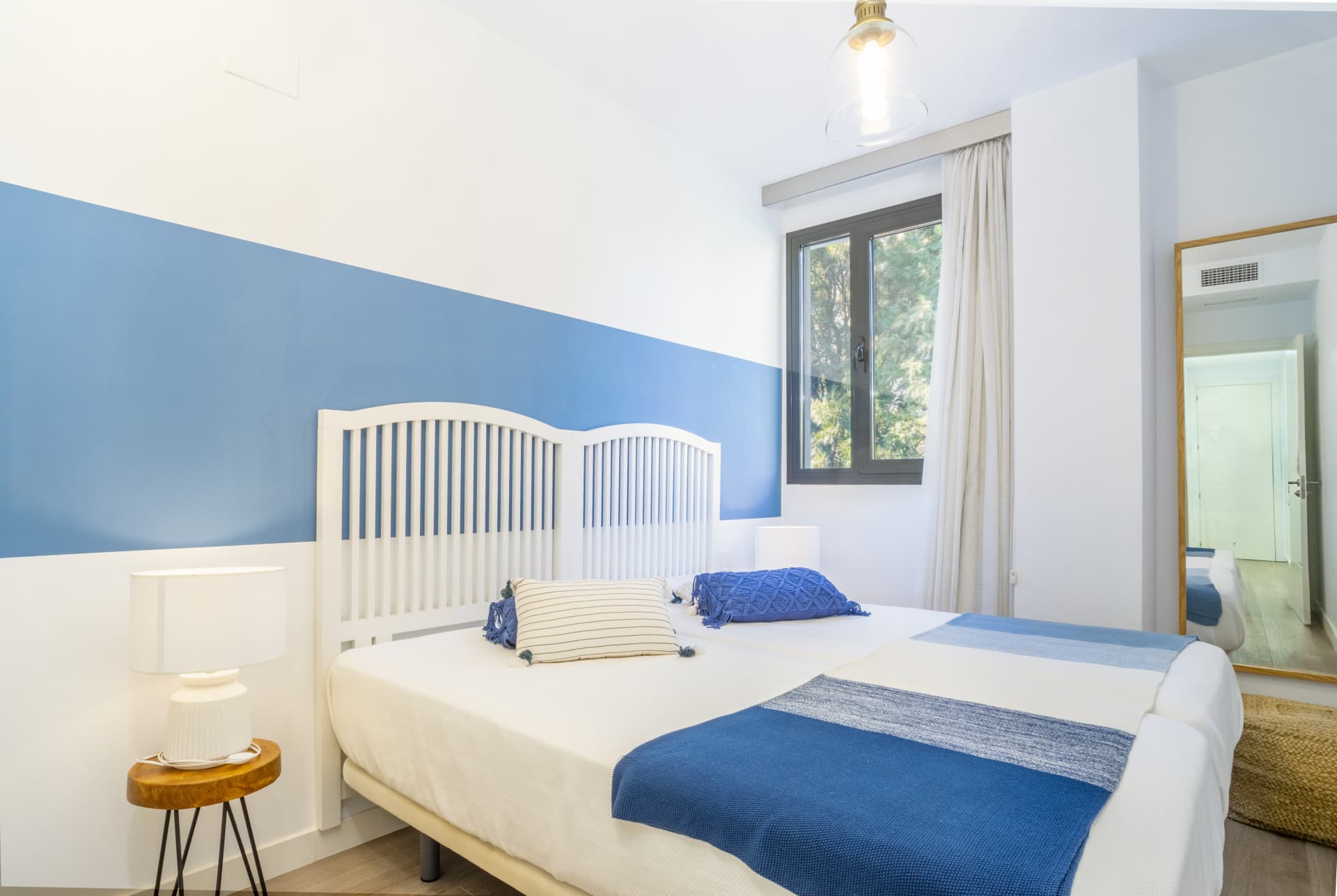 Modern 3-Bedroom Apartment Frontline Golf in La Cala — Walk to Town, Beach & Amenities