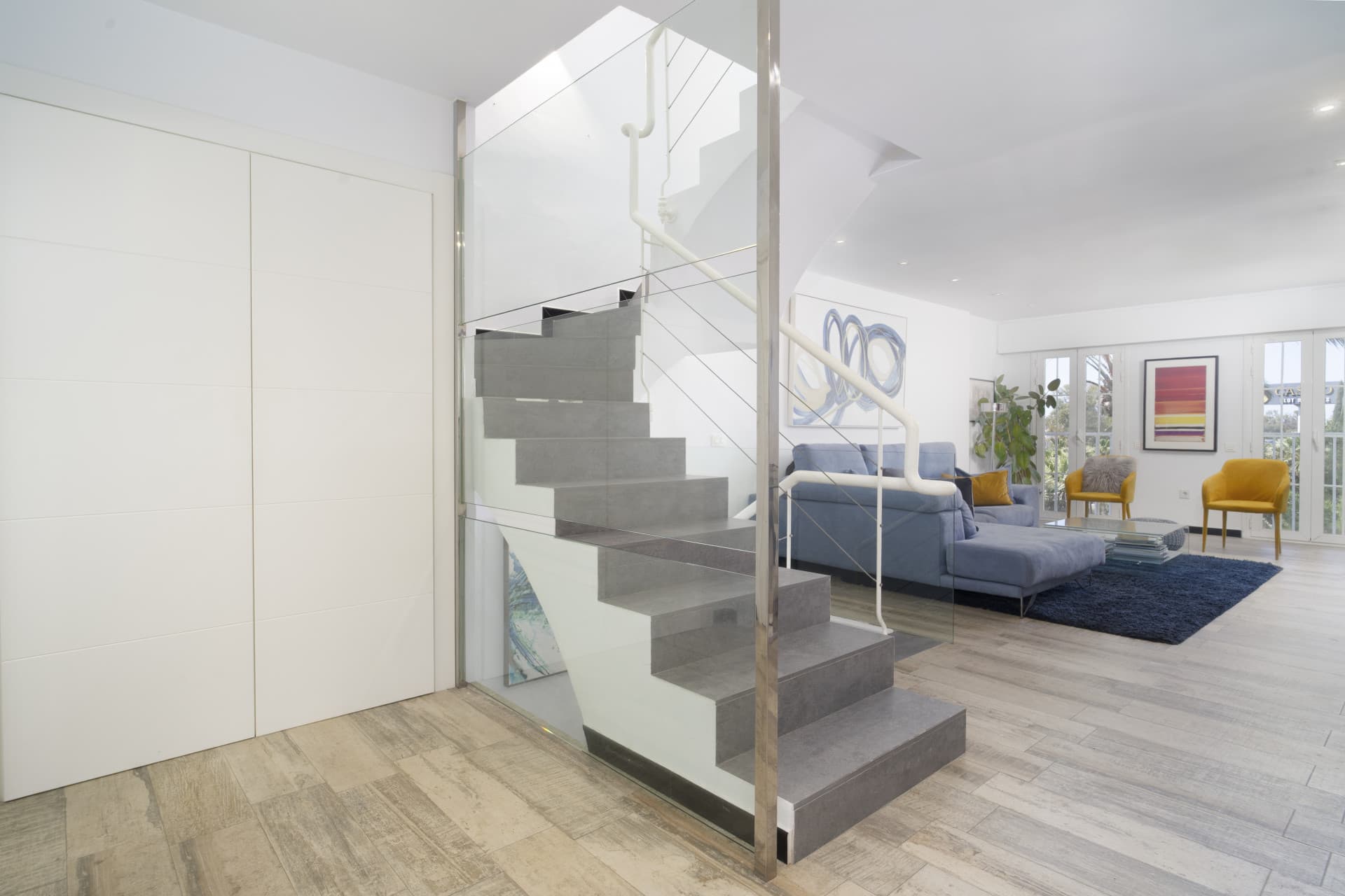Exklusives Stadthaus in bester Lage von Nueva Andalucía