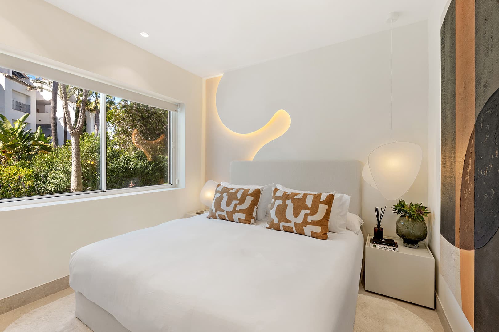 Beachfront 3-Bedroom Ground Floor Apartment for Sale in Costalita, Estepona | New Golden Mile