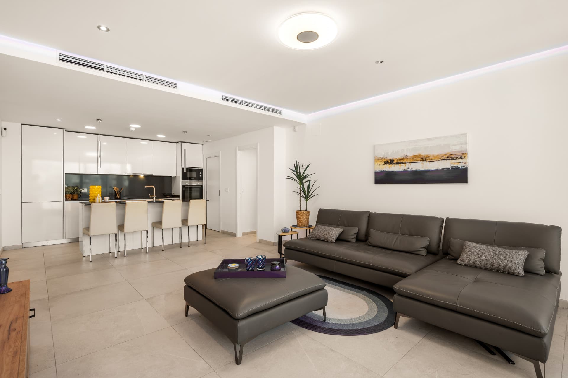 Set in La Quinta, this bright and thoughtfully designed apartment combines open views, natural light, and generous outdo