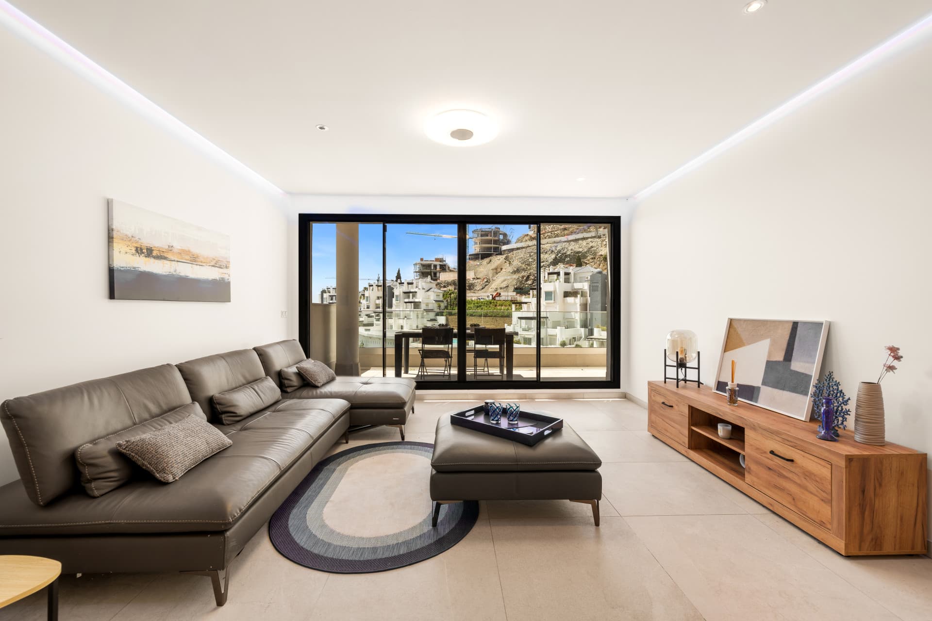 Set in La Quinta, this bright and thoughtfully designed apartment combines open views, natural light, and generous outdo