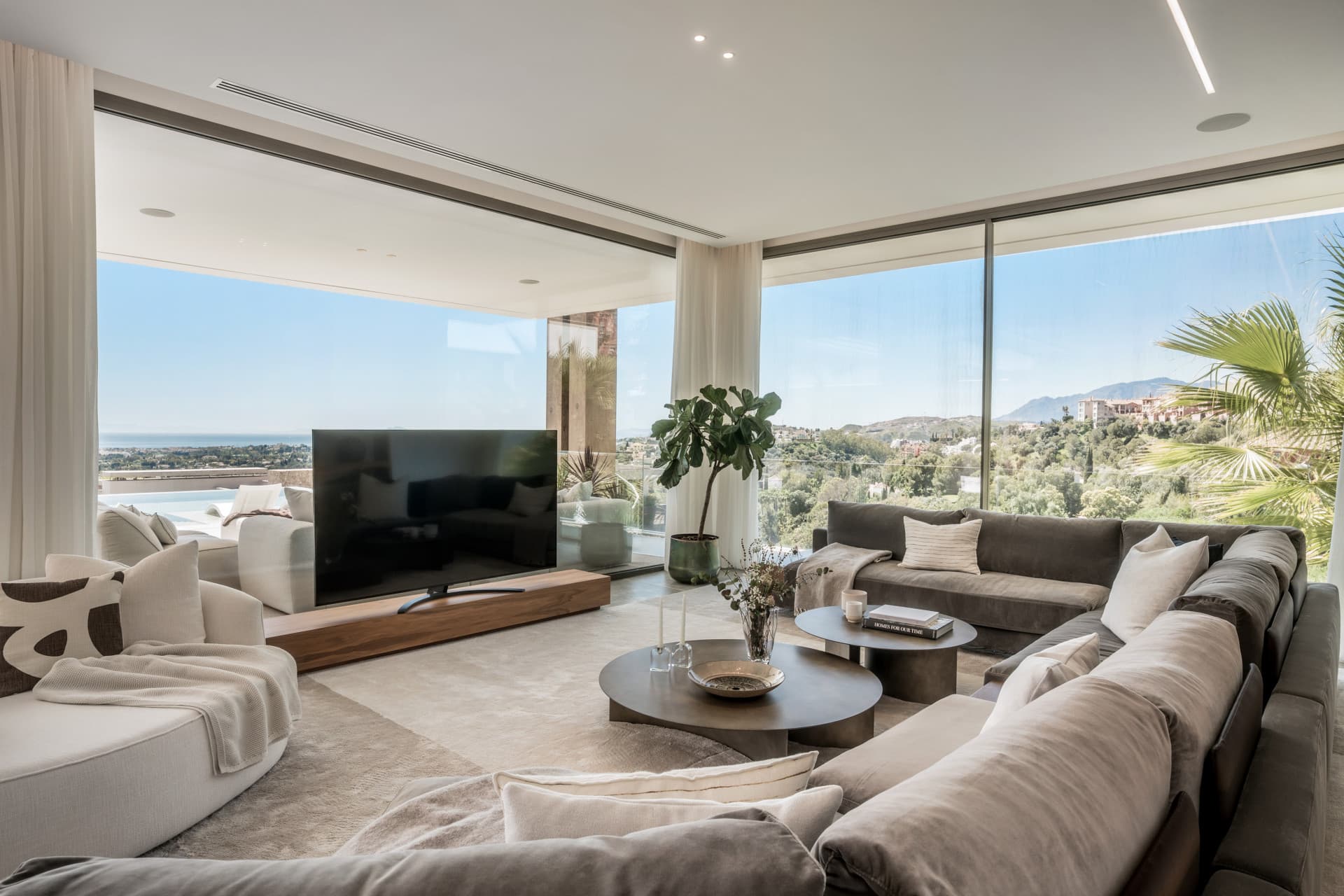 Introducing The Hills 10, perched on the hills of La Quinta within the exclusive gated community of El Herrojo Alto.