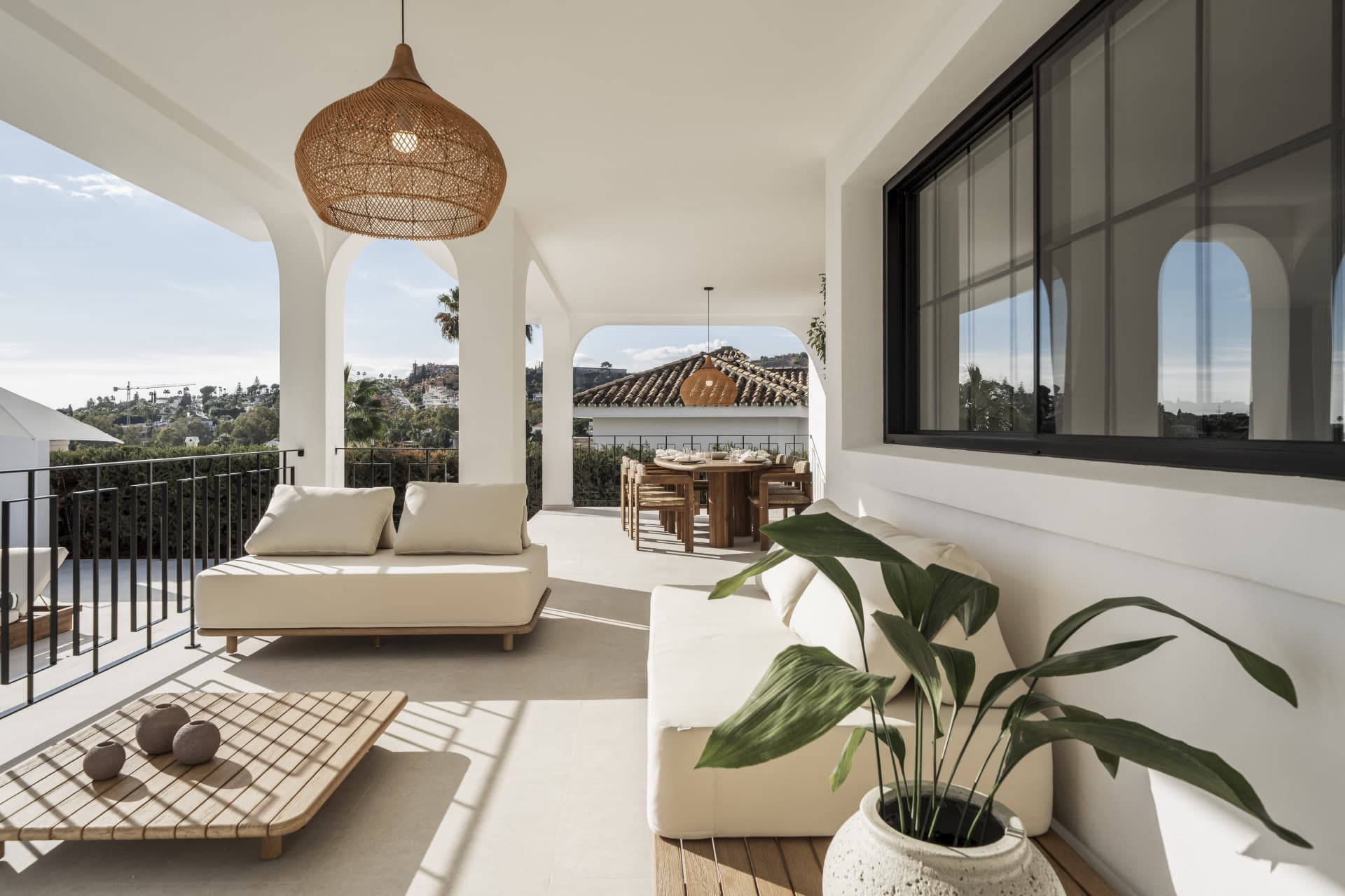 Nestled in the heart of Nueva Andalucía, Auriga 13 is a newly renovated villa offering a blend of comfort and style