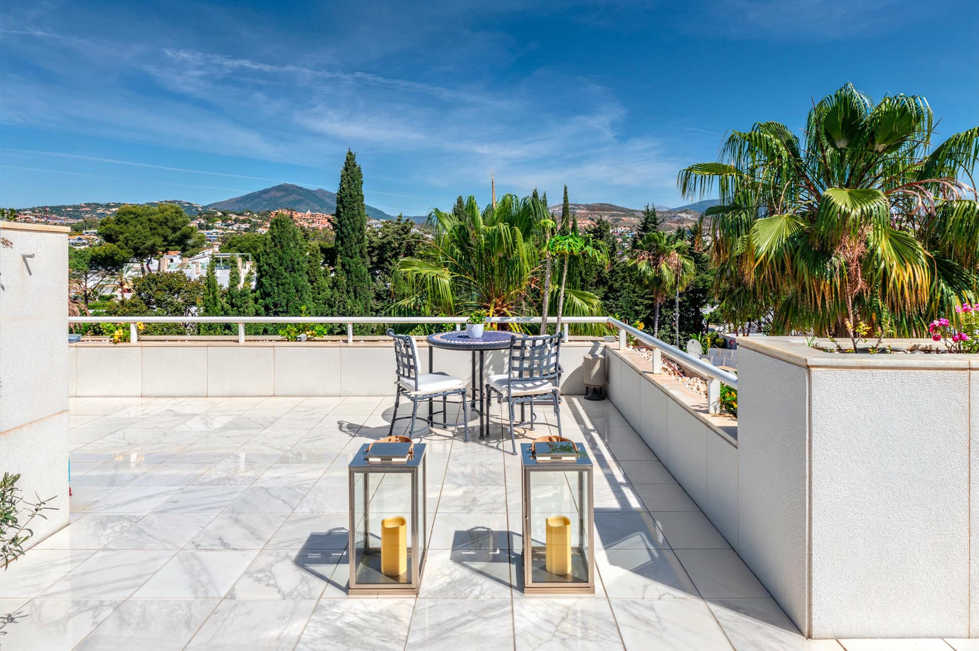 Duplex Penthouse Los Granados Golf, Nueva Andalucía