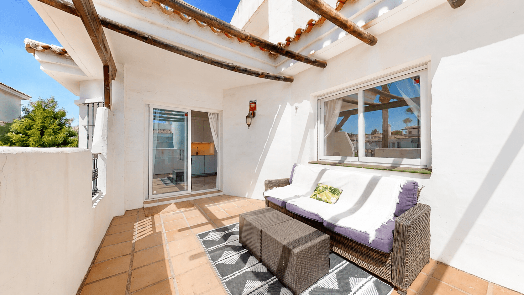 Duplex Penthouse with Tourist Licence in Los Naranjos de Marbella, Nueva Andalucía
