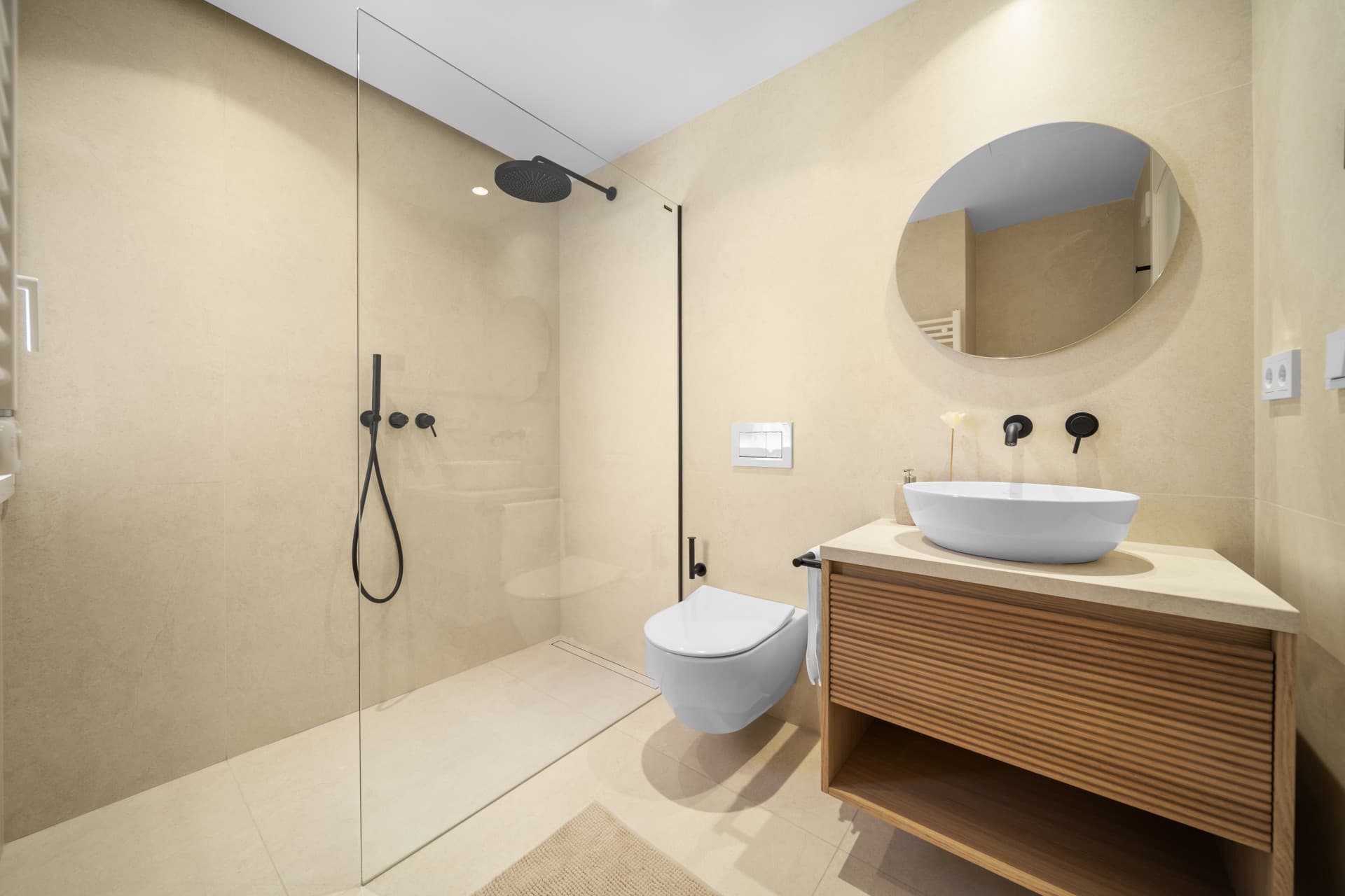 Turnkey Luxury 3-Bedroom Town House in El Palmeral, Nueva Andalucia