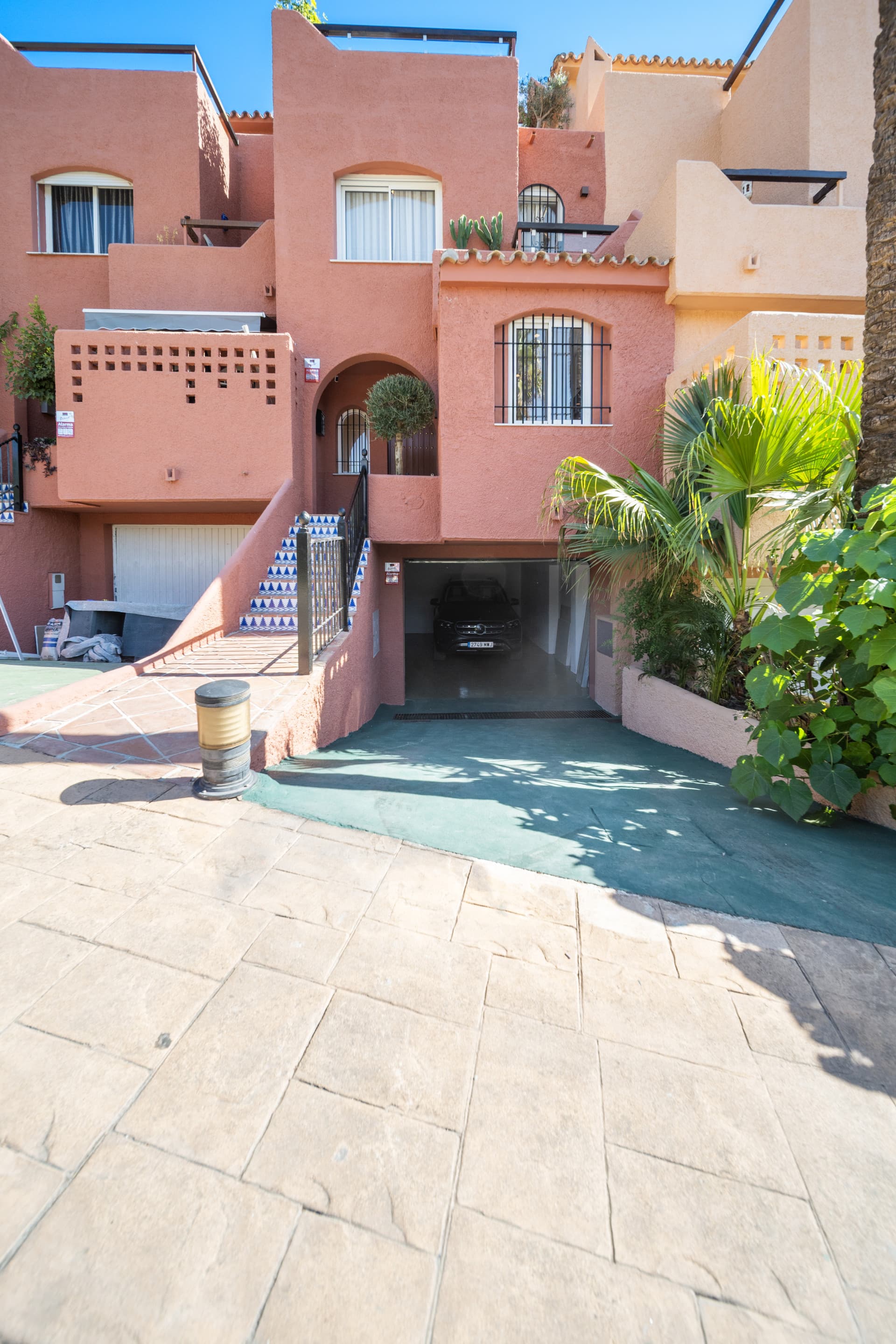 Turnkey Luxury 3-Bedroom Town House in El Palmeral, Nueva Andalucia