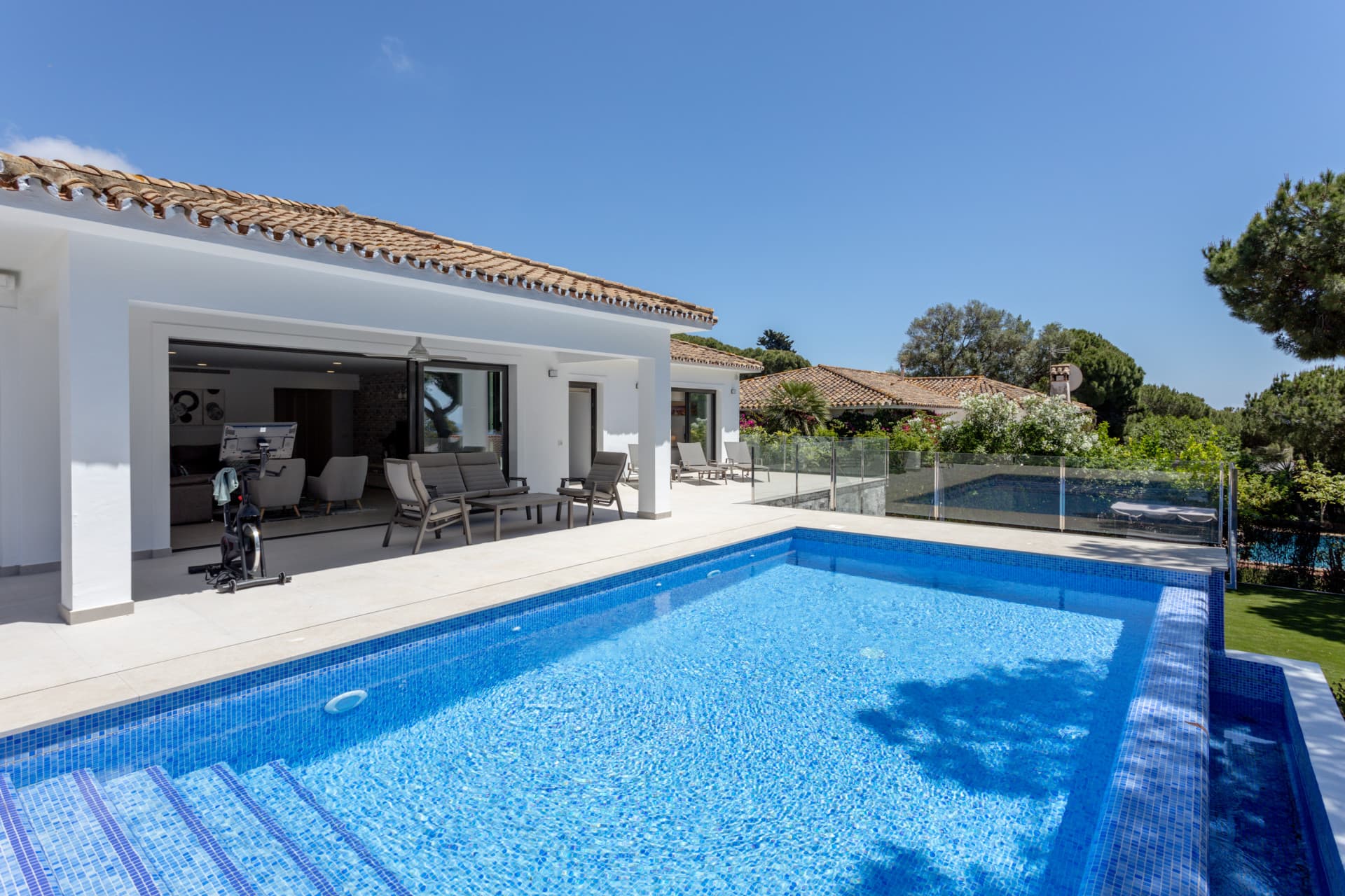 VILLA ARTOLA ALTA- CABOPINO MID TERM