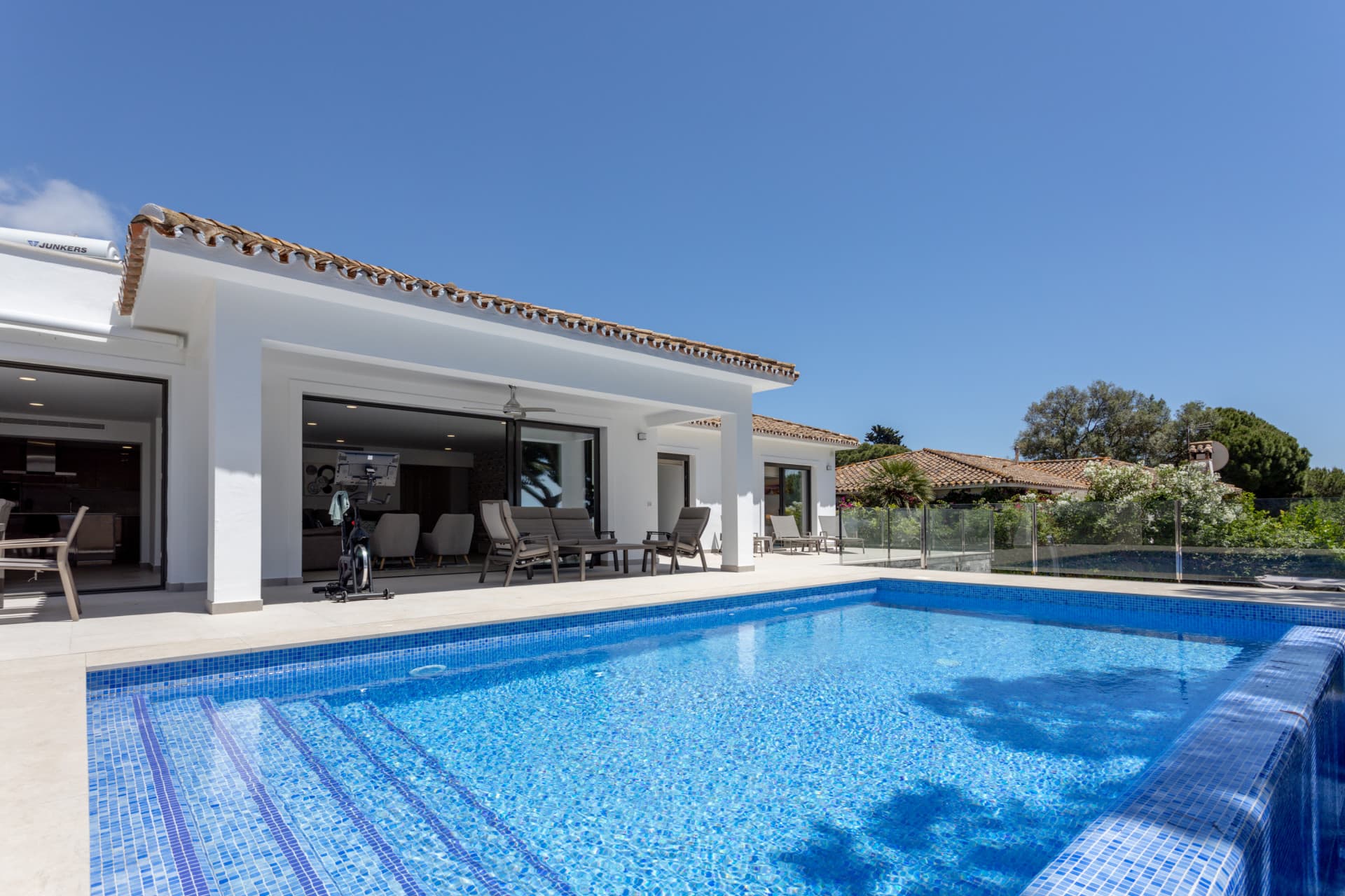VILLA ARTOLA ALTA- CABOPINO MID TERM