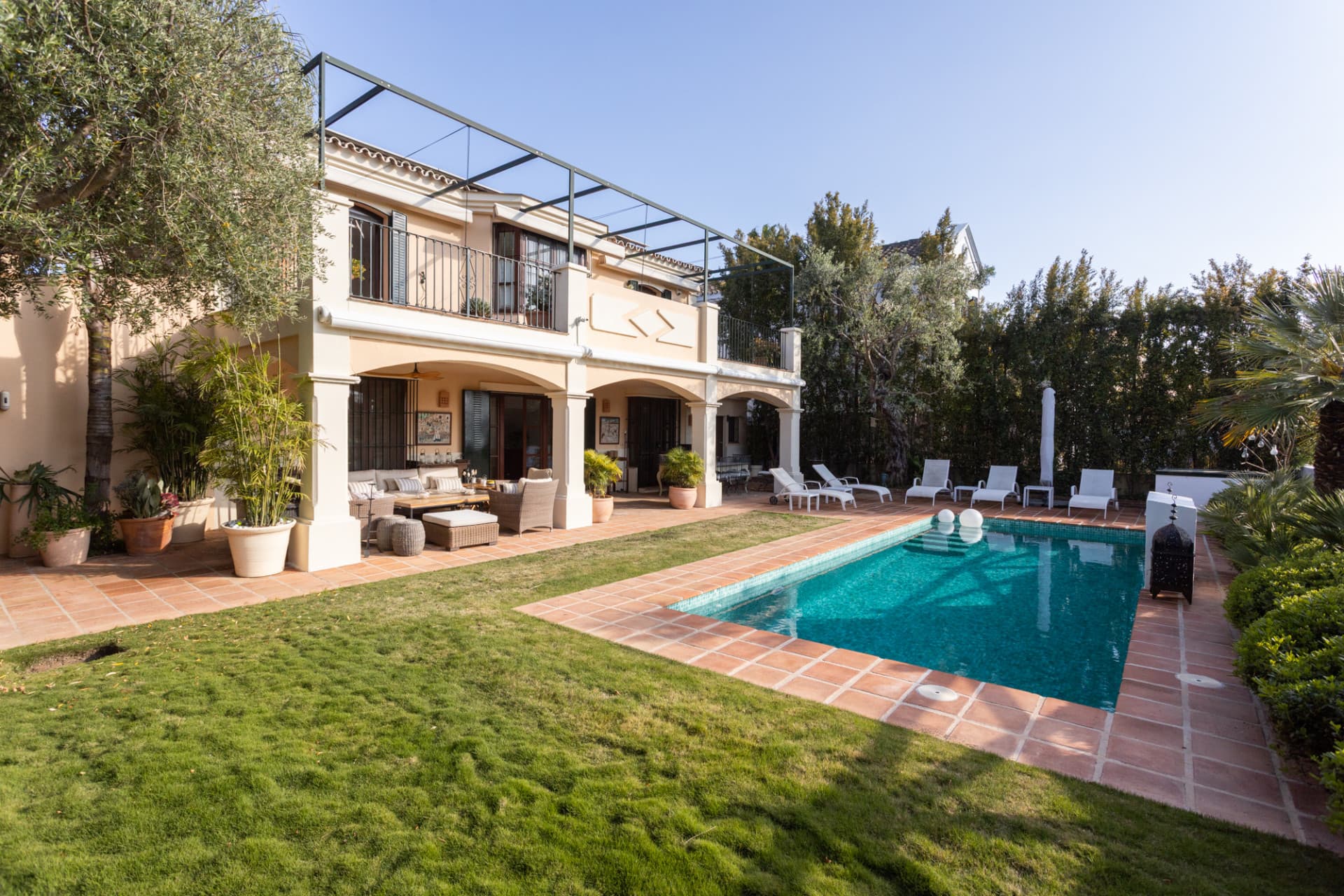 Villa con piscina privada en primera línea de golf – Isla de Guadalmina, Guadalmina Alta