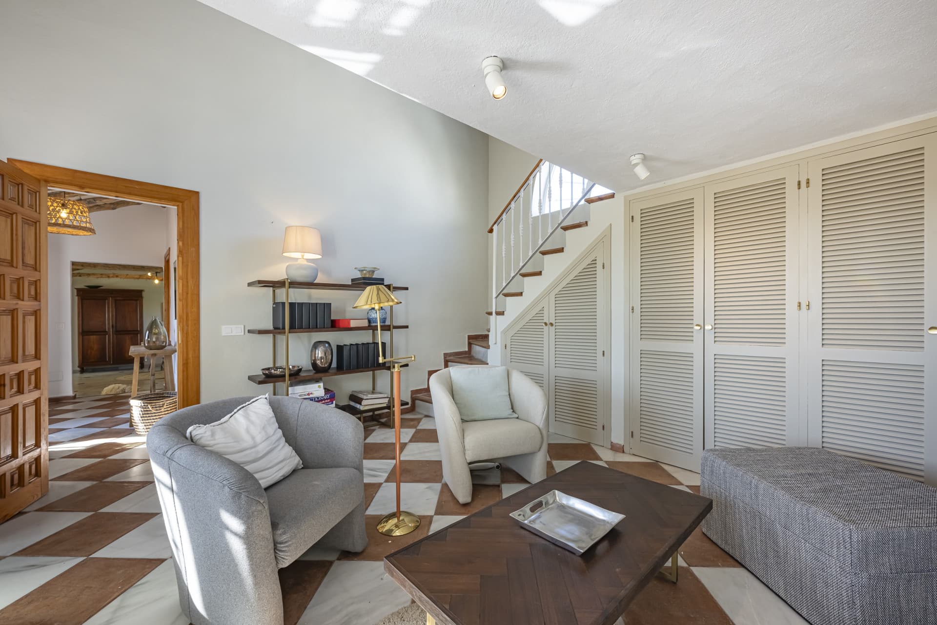 Charming Villa with Panoramic Views in Guadalmina Alta