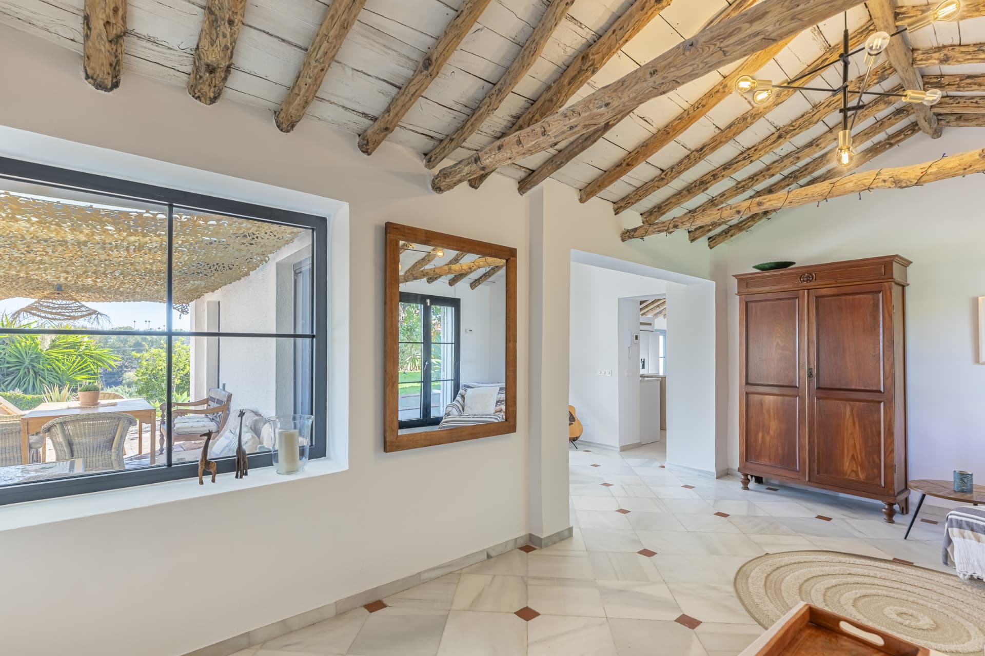Charming Villa with Panoramic Views in Guadalmina Alta
