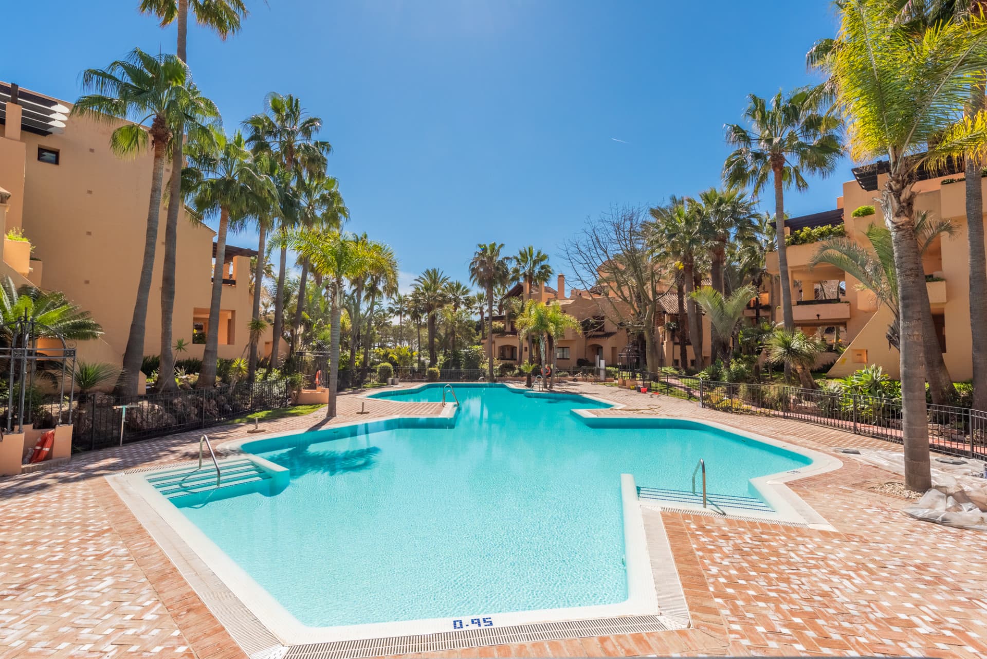 Beachfront Penthouse for Sale in Bahía Alcántara, San Pedro