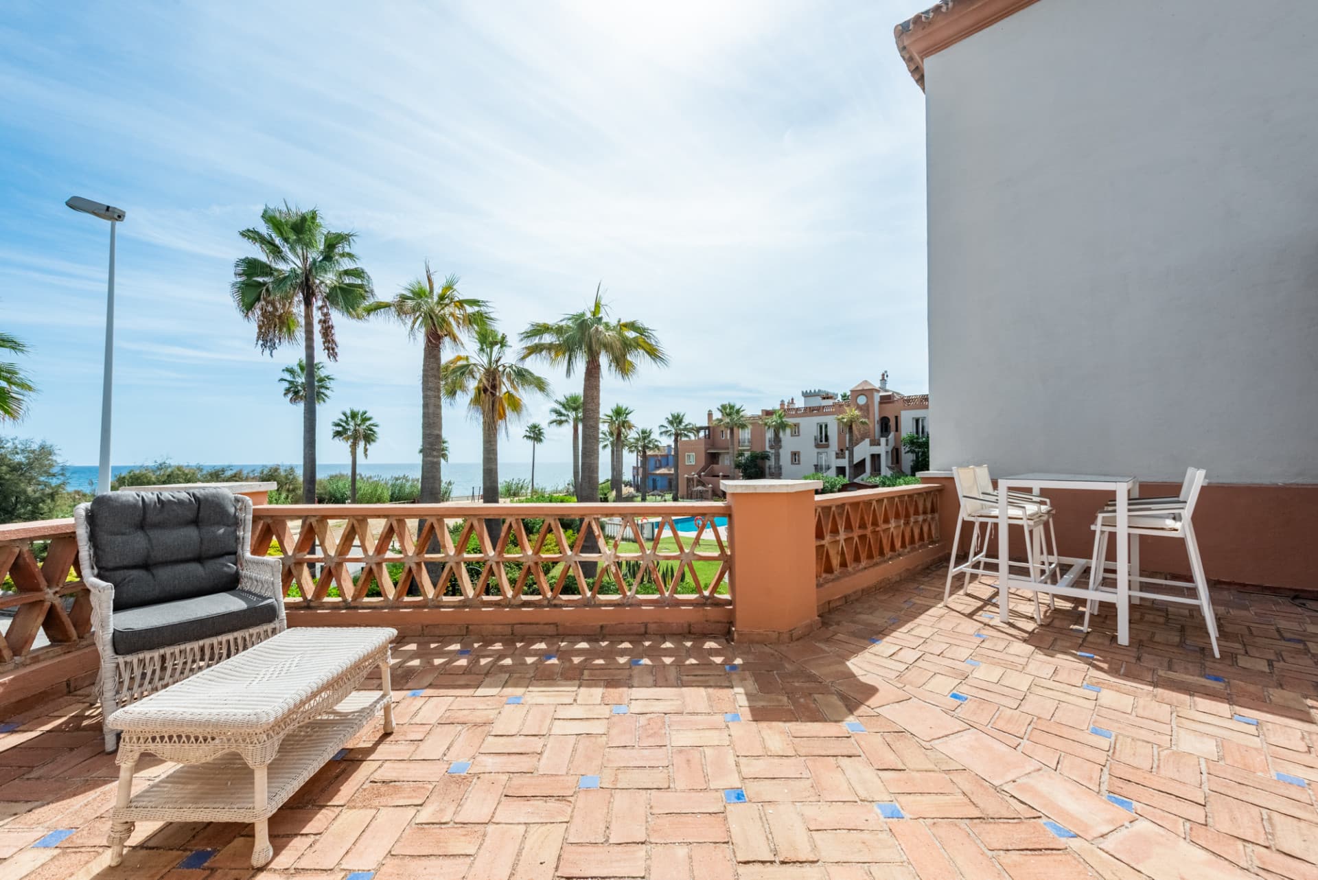 One of only three beachfront villas in La Perla de la Bahía!
