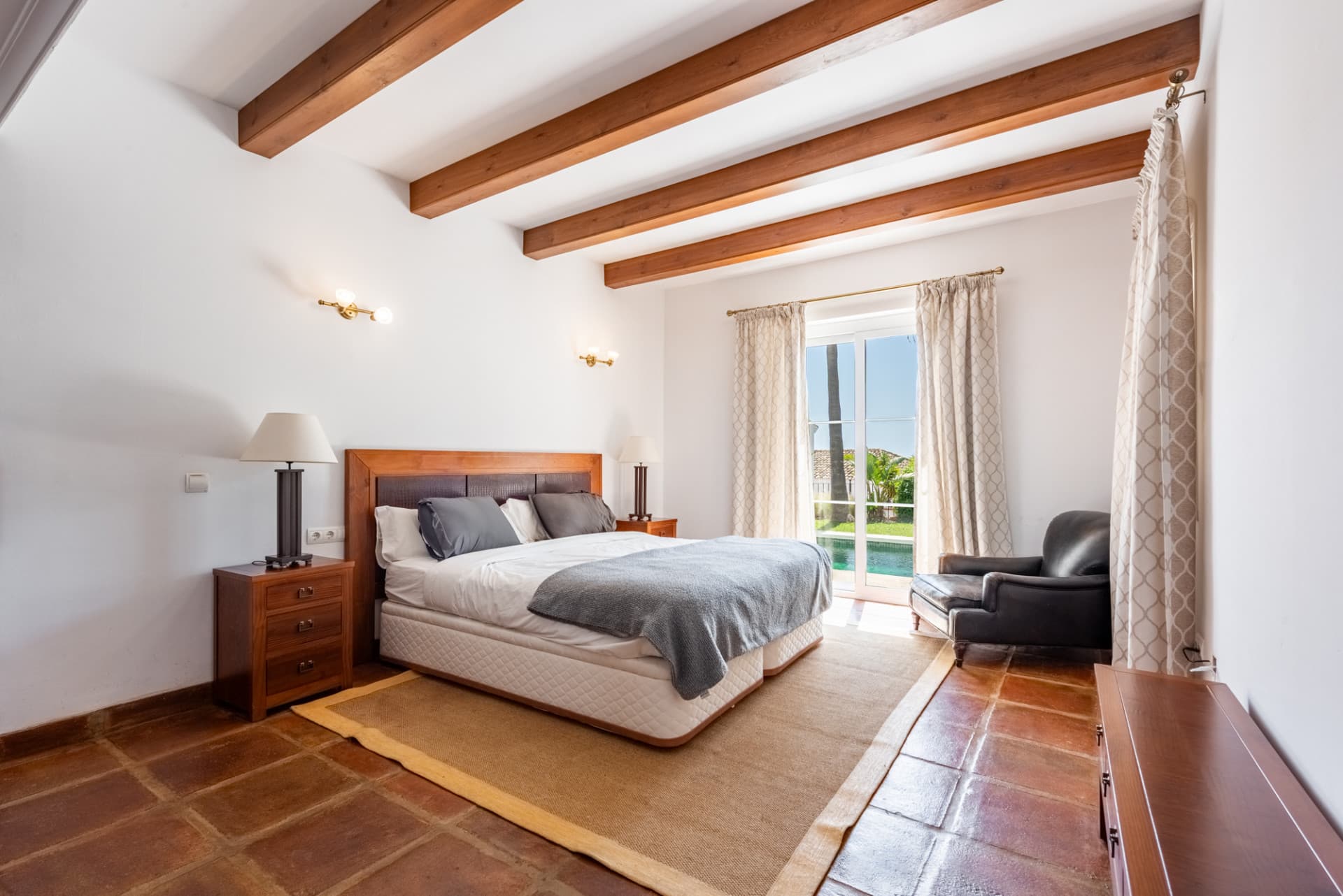 Charming Villa with Panoramic Views in Sierra Blanca Country Club, Istán