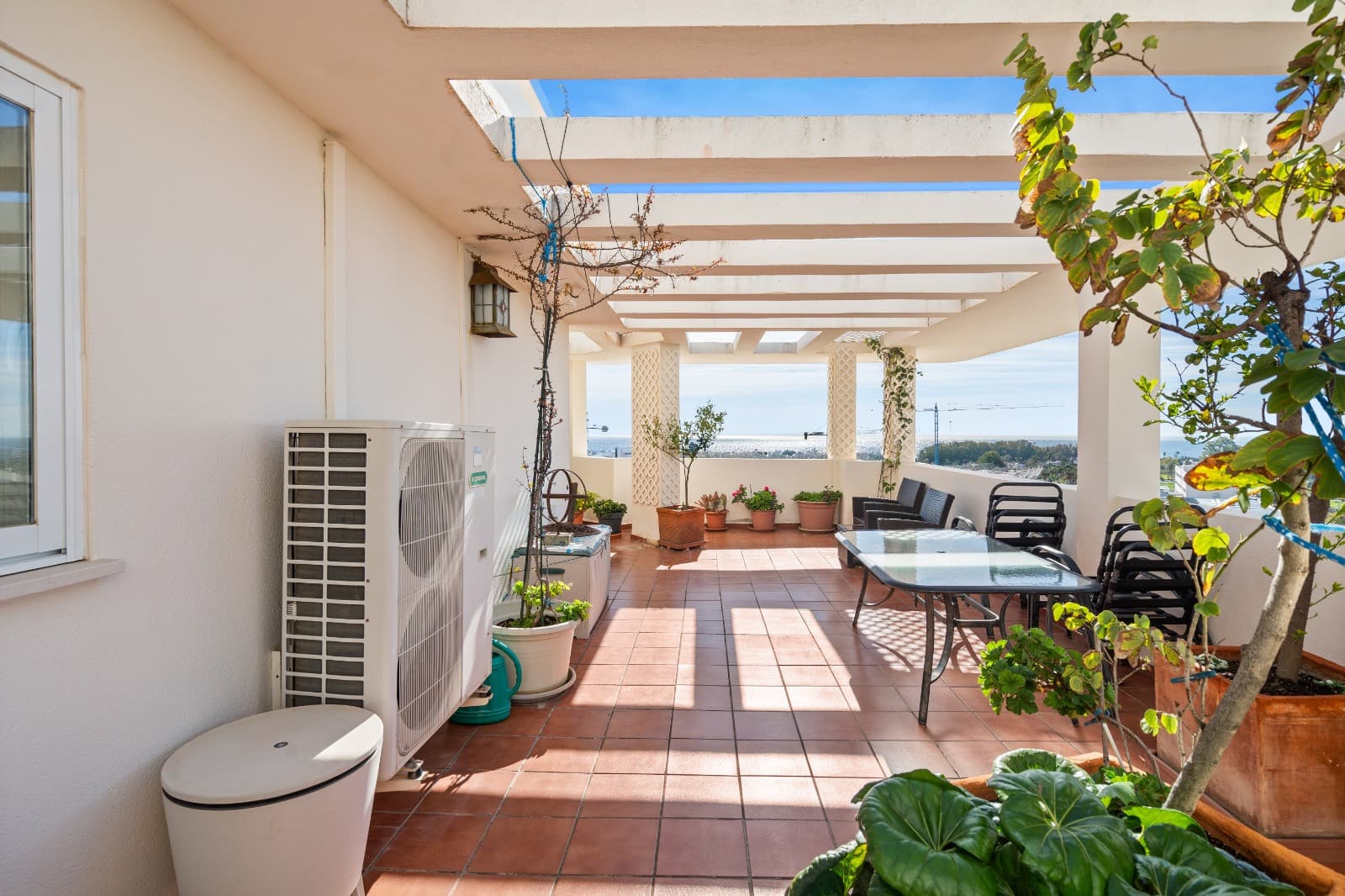Amazing Penthouse with Open Panoramic Views on San Pedro Boulevard!