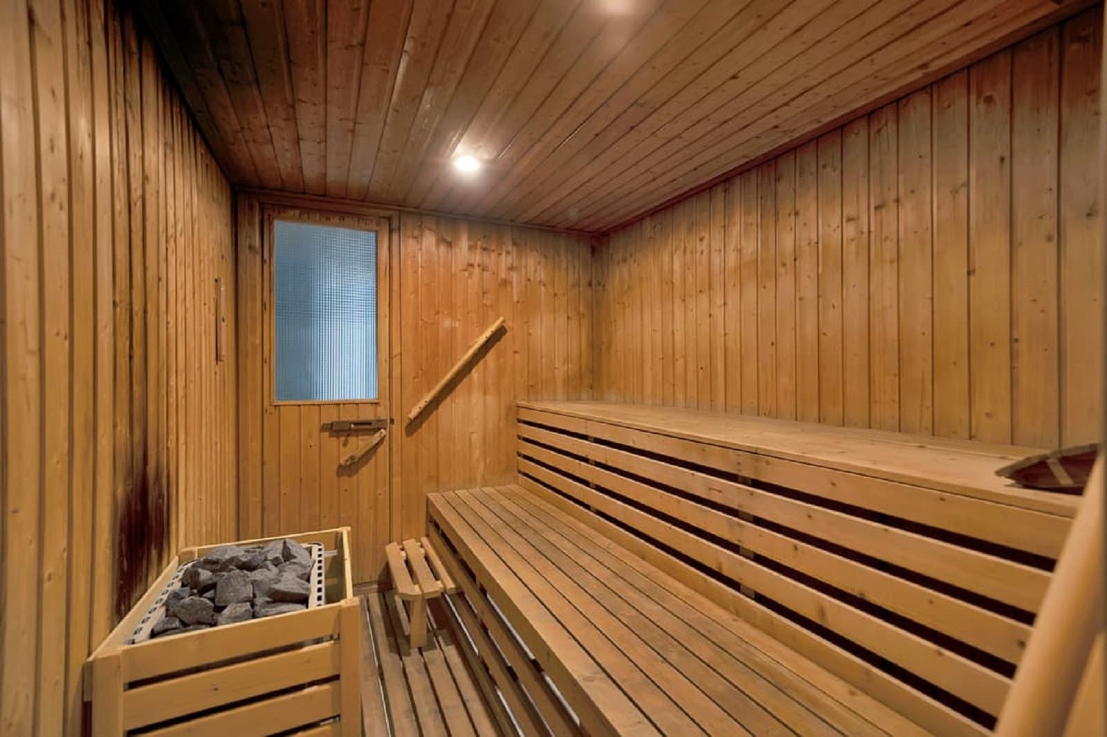 Sunny Ground Floor Apartment in Nordic Royal Club – Serviced Living on the New Golden Mile