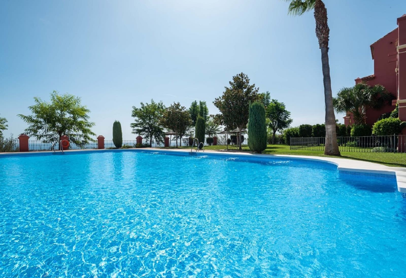 Panoramic Sea Views & Outstanding Potential – Spacious Monte Halcones Apartment Priced to Sell