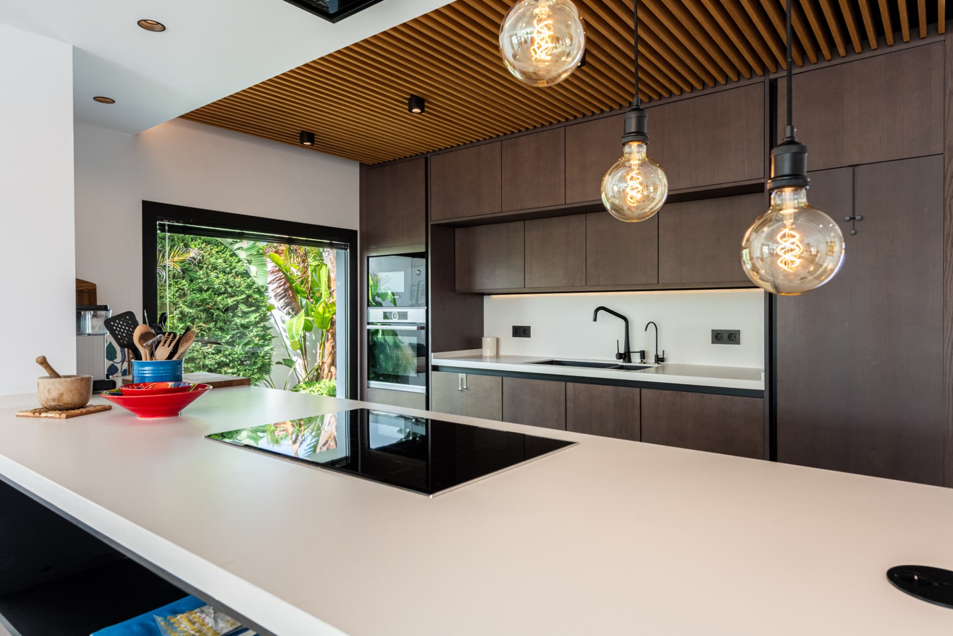 Stylish Renovated Villa with Contemporary Design in the Heart of Elviria