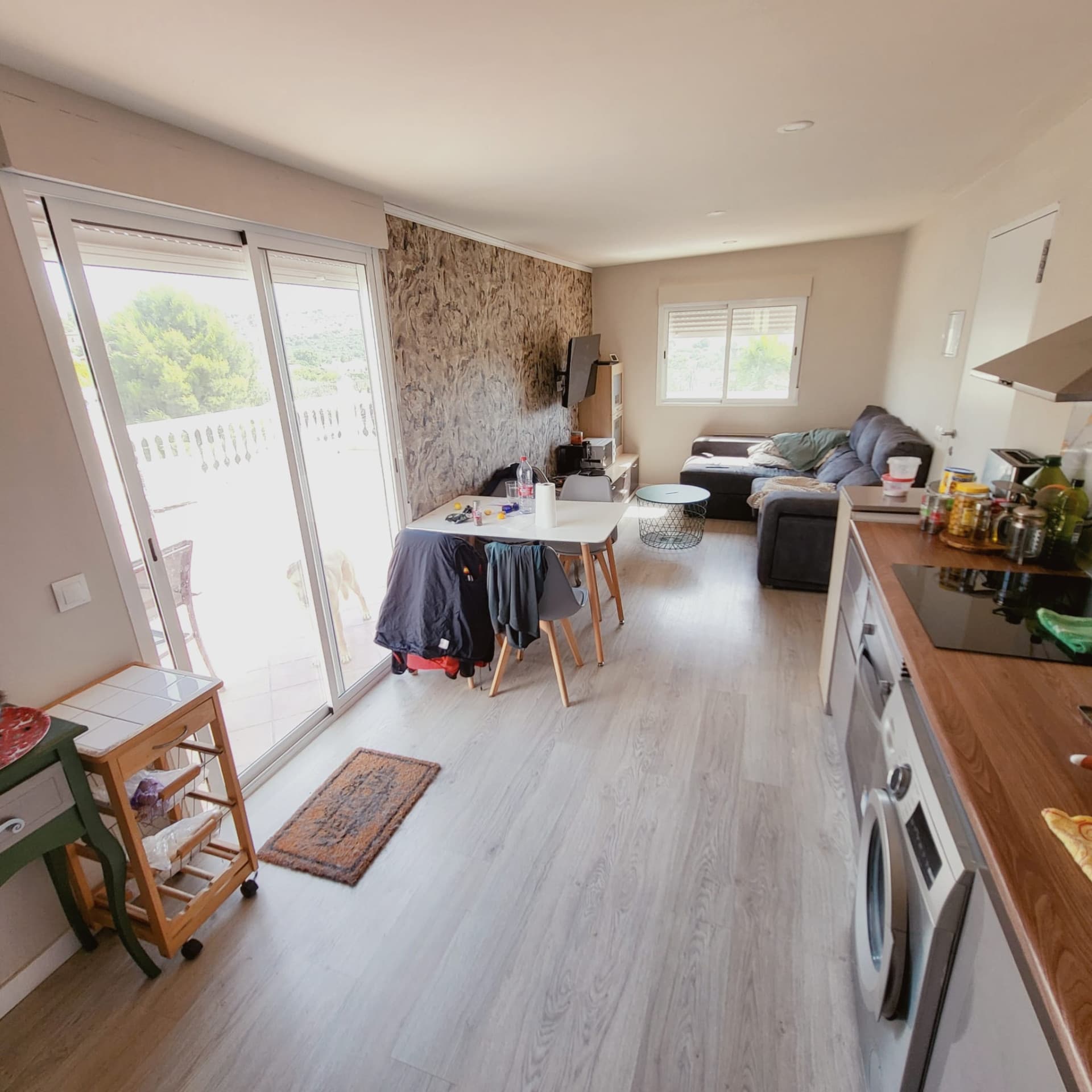 Villa with two separate flats, a large plot and a private swimming pool in Valle Romano, Estepona West