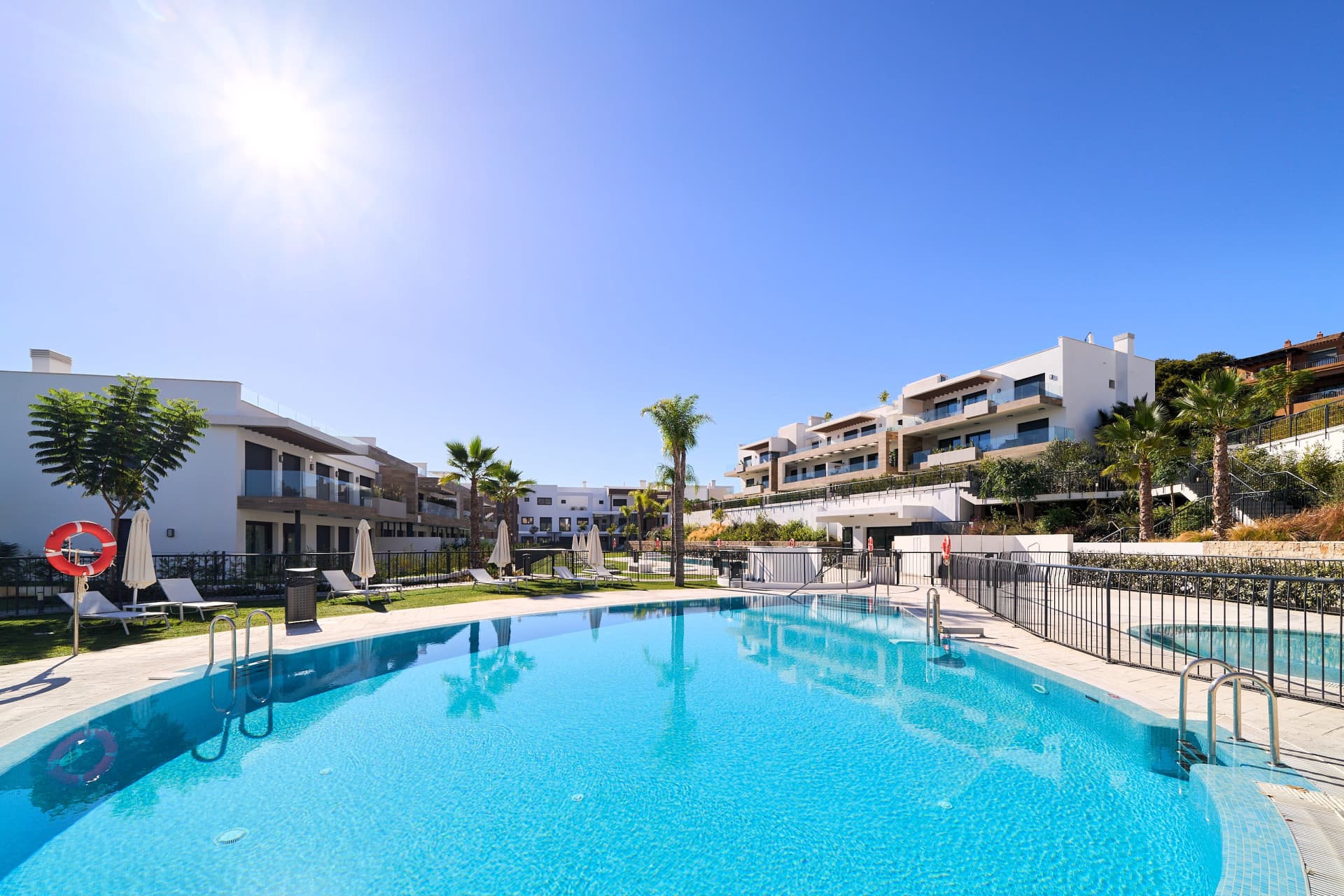 Nuevo proyecto en una ubicación privilegiada junto a Marbella - Últimas Unidades