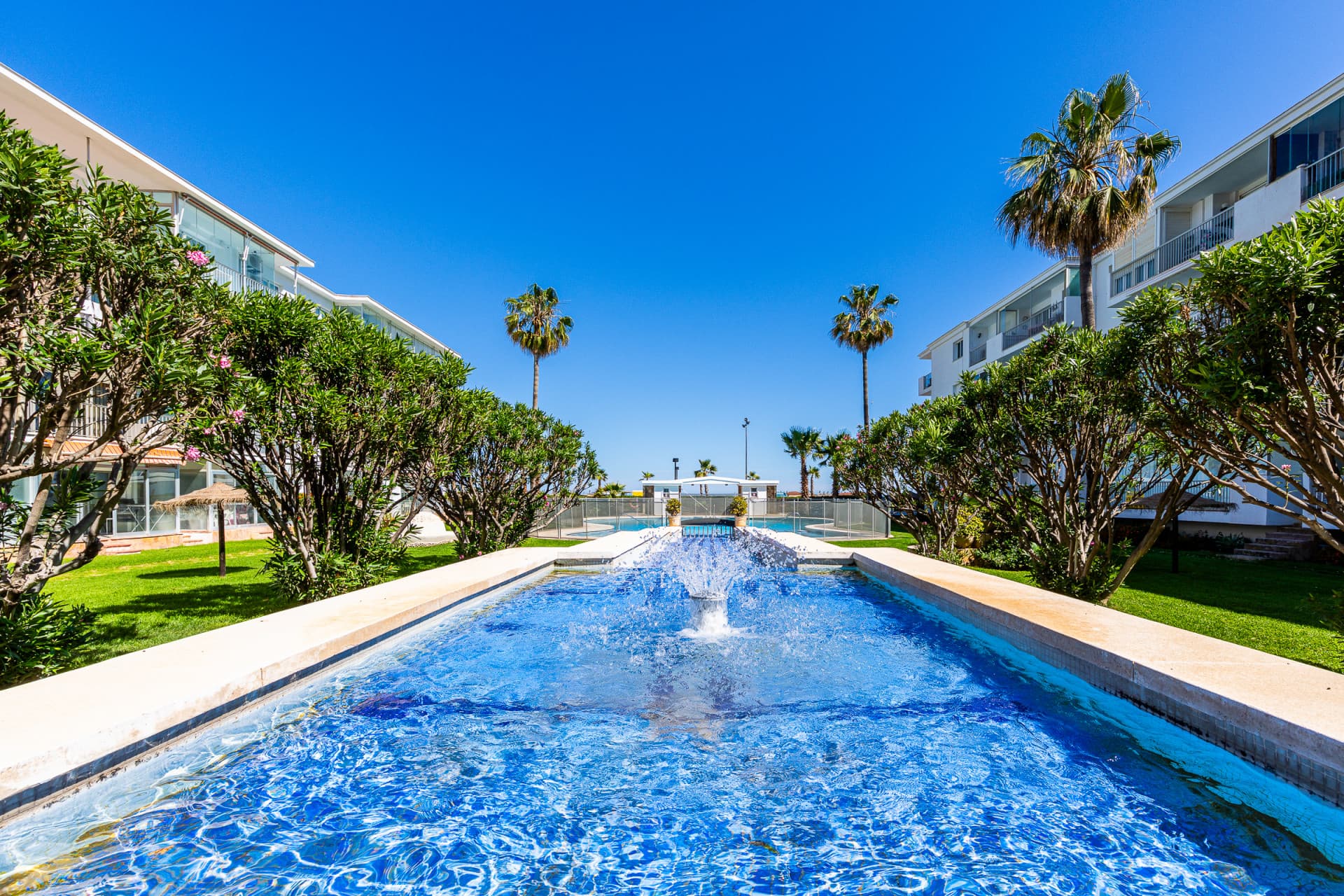 Front Line Beach Apartment- Fuengirola