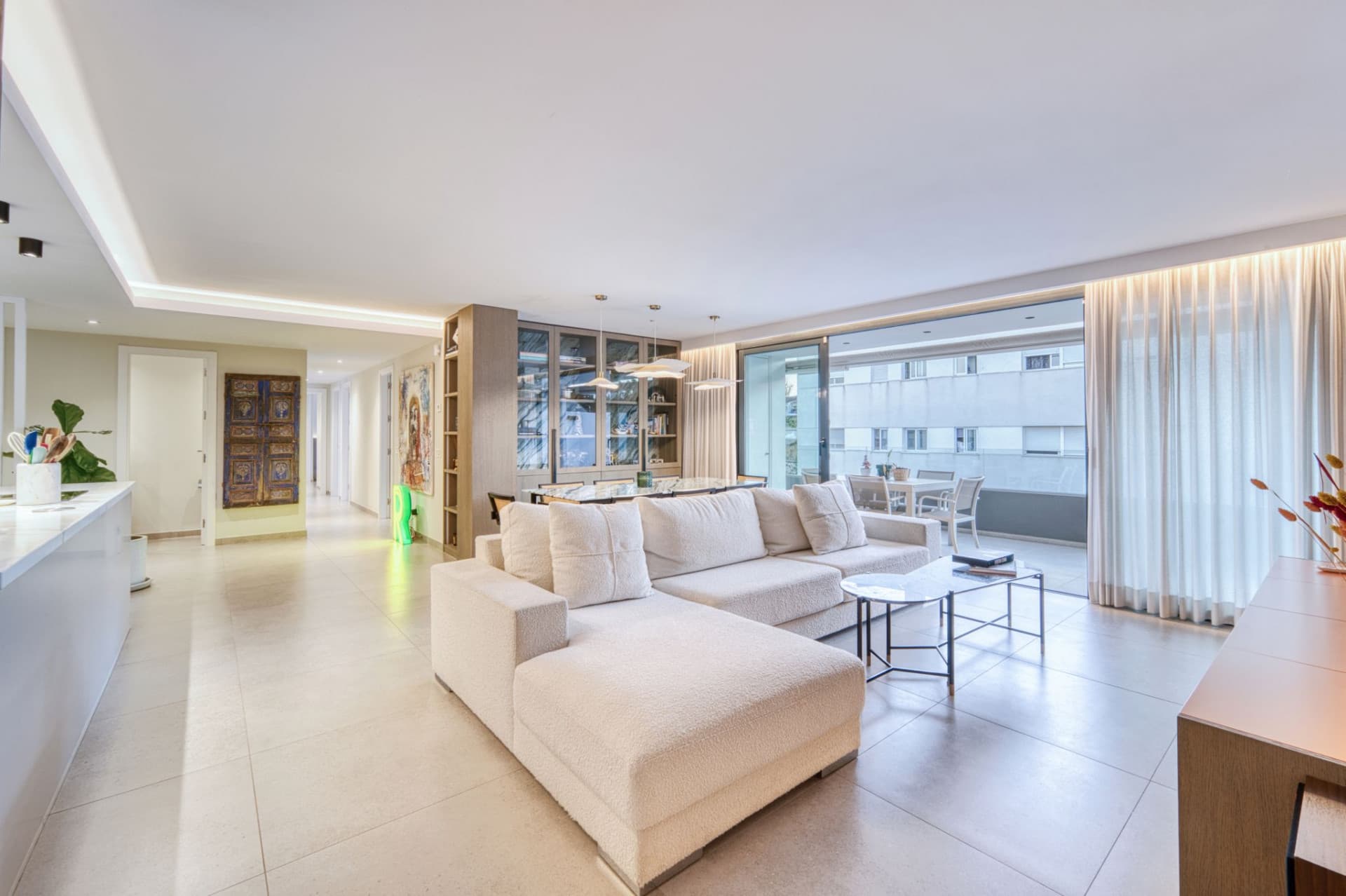 "FURNISHED" 4 BEDROOM PENTHOUSE WITH SOLARIUM IN THE CENTER OF SAN PEDRO DE ALCÁNTARA