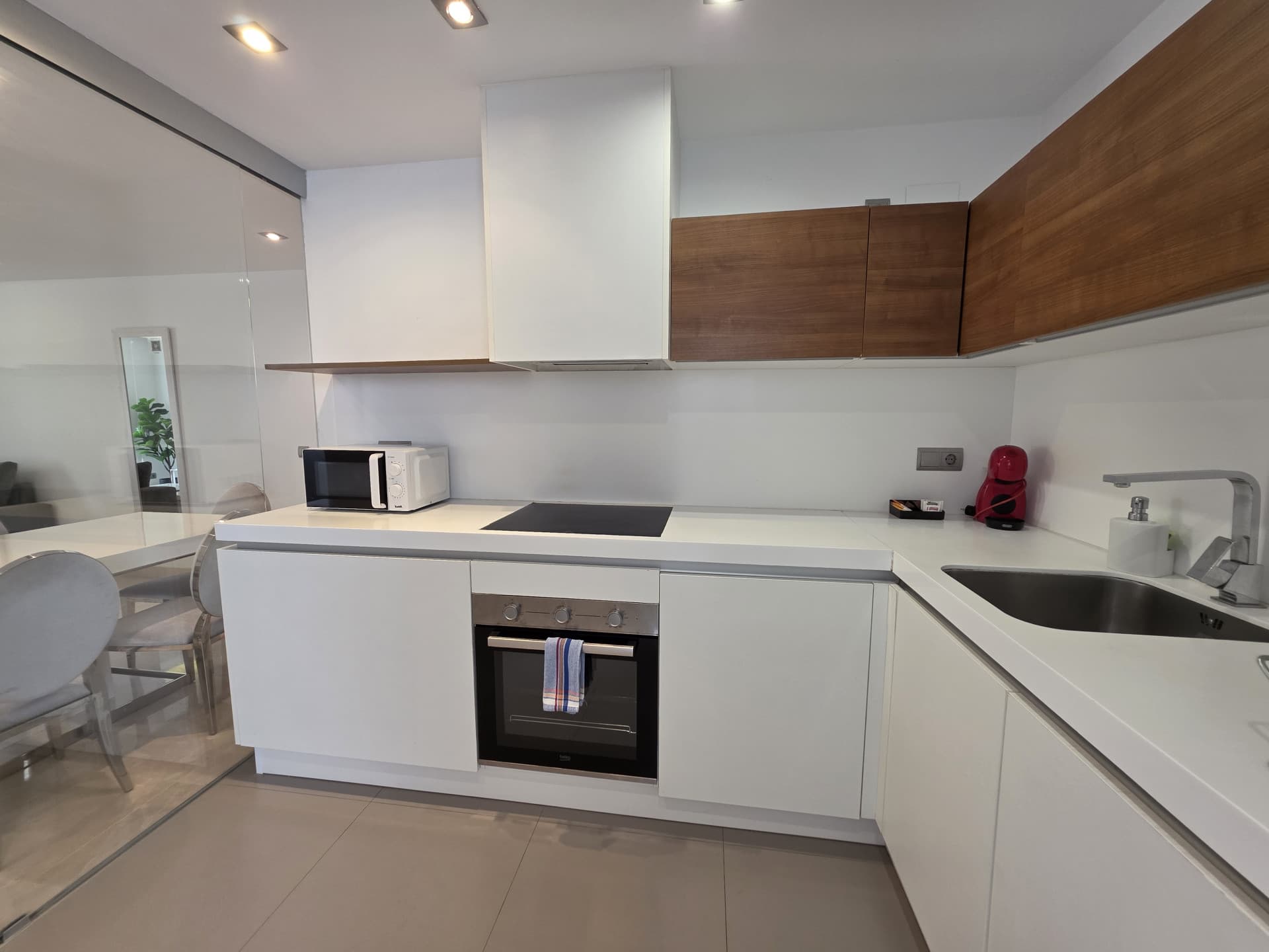Ático Dúplex en Venta en San Pedro Playa con Gran Solárium y Parking