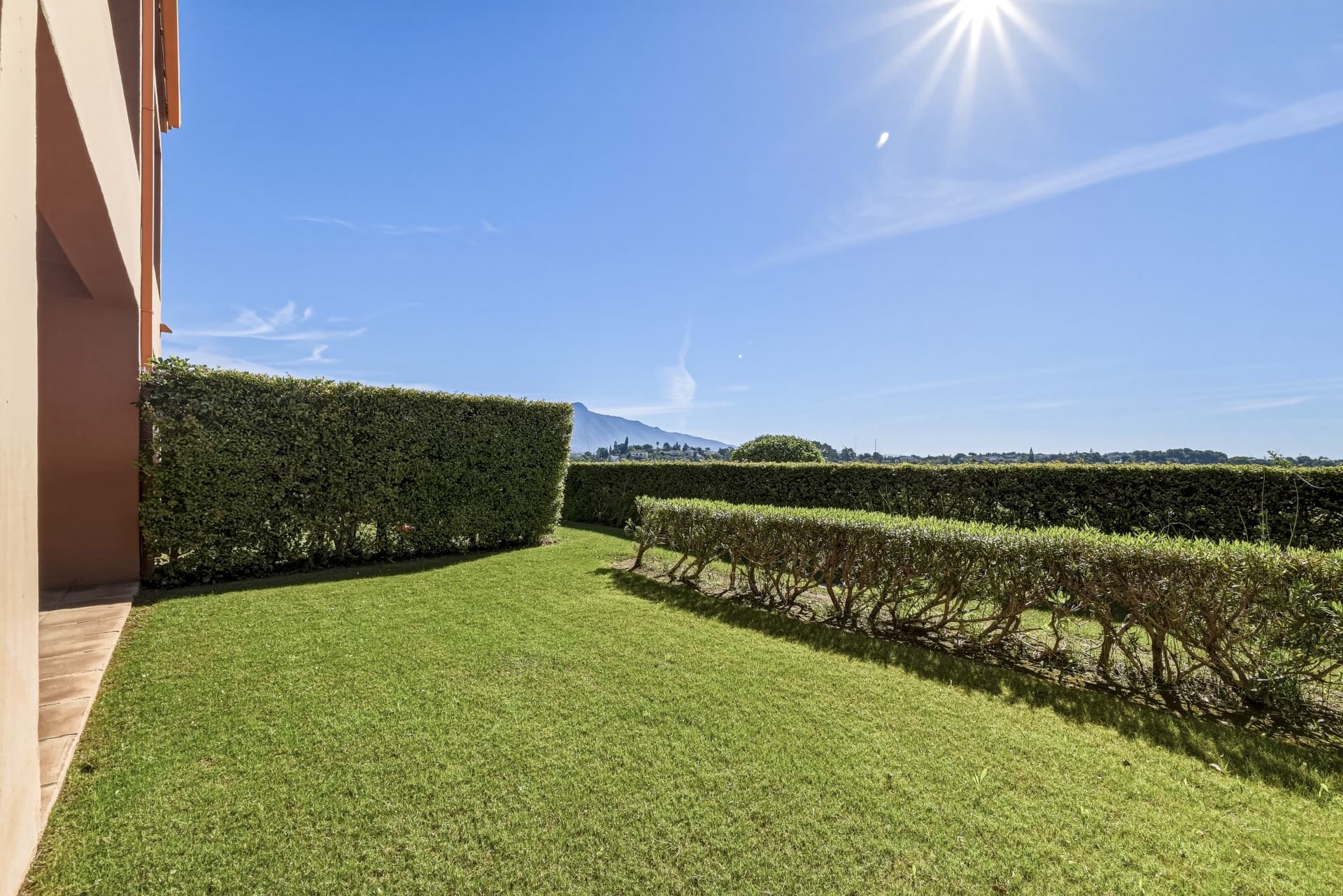 Ground Floor Apartment in Benatalaya – Private Garden, 24H Security & Prime Location