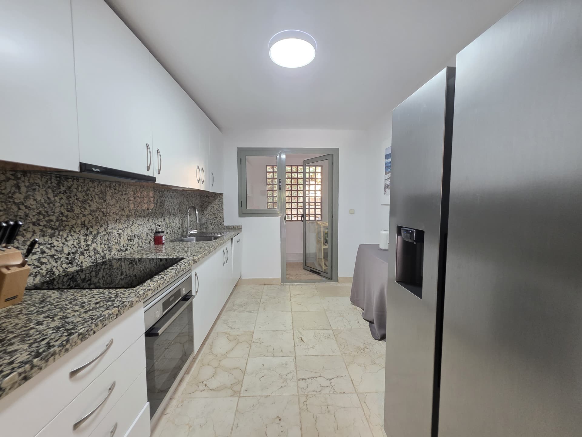 Exquisite Ground Floor Apartment in Benatalaya