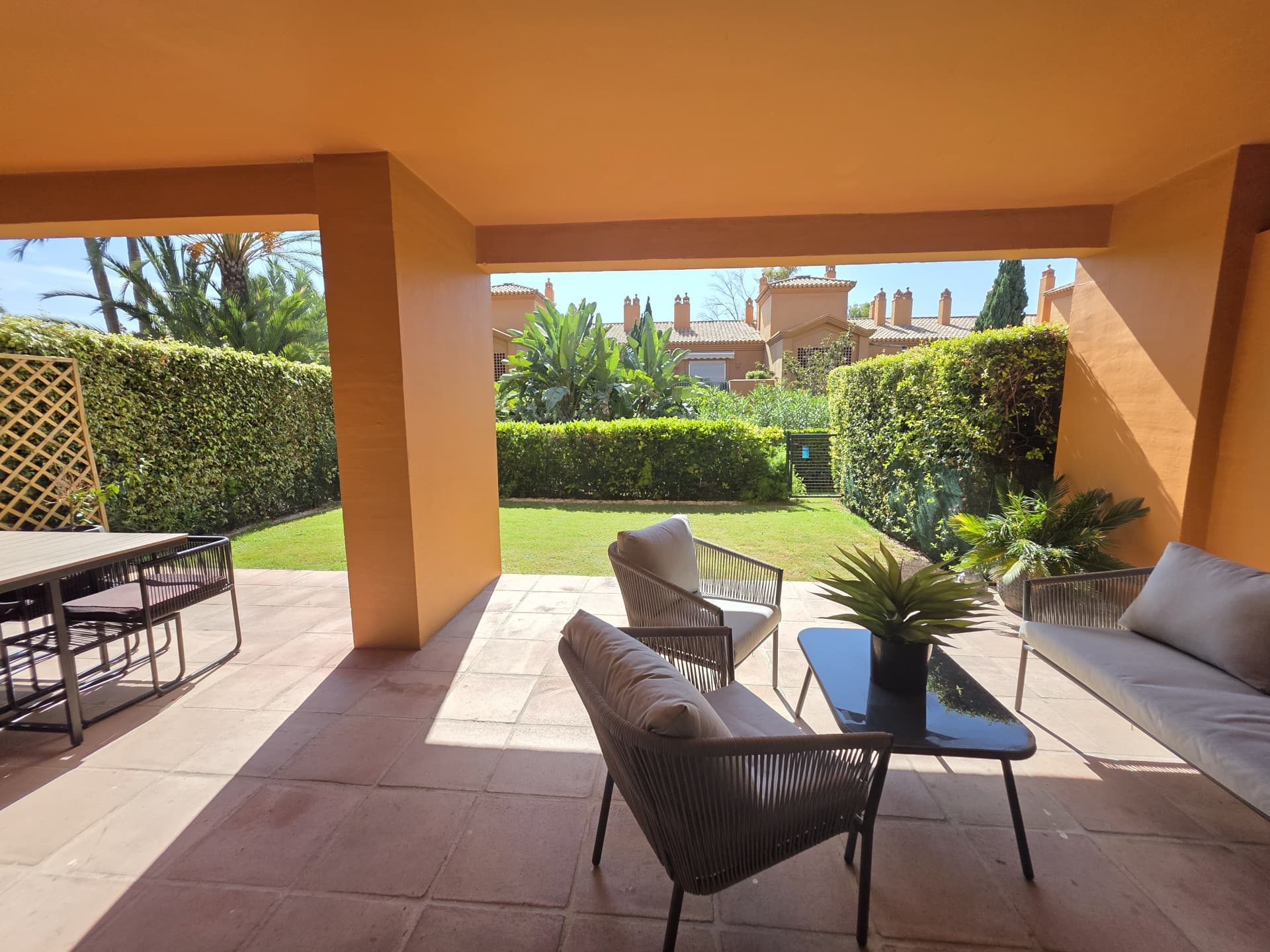 Exquisite Ground Floor Apartment in Benatalaya
