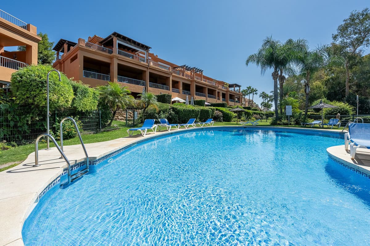 Exquisite Ground Floor Apartment in Benatalaya