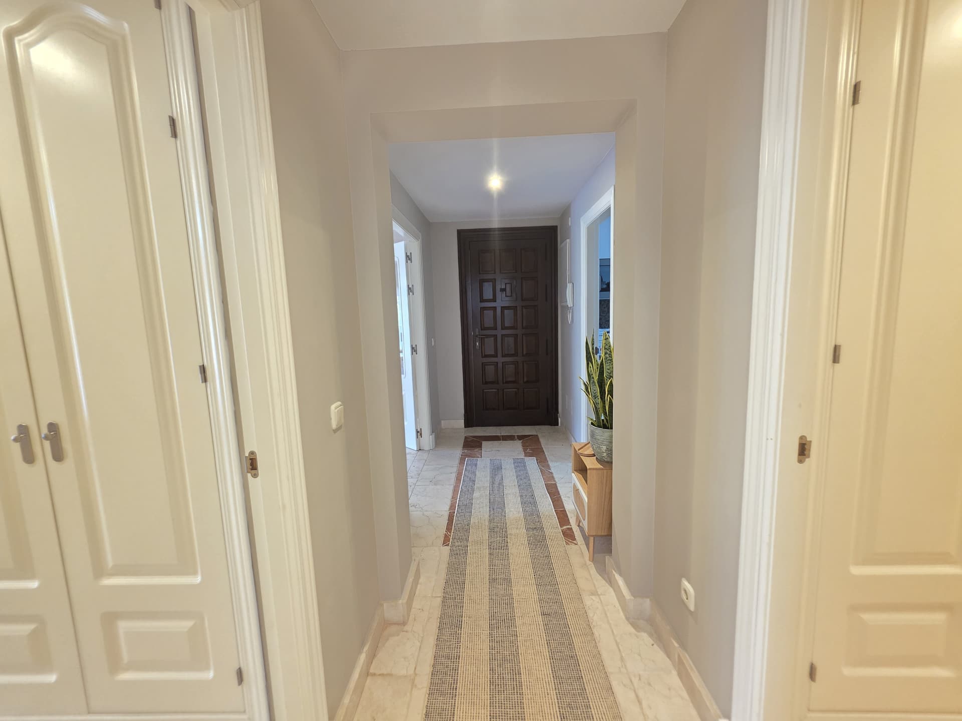 Exquisite Ground Floor Apartment in Benatalaya