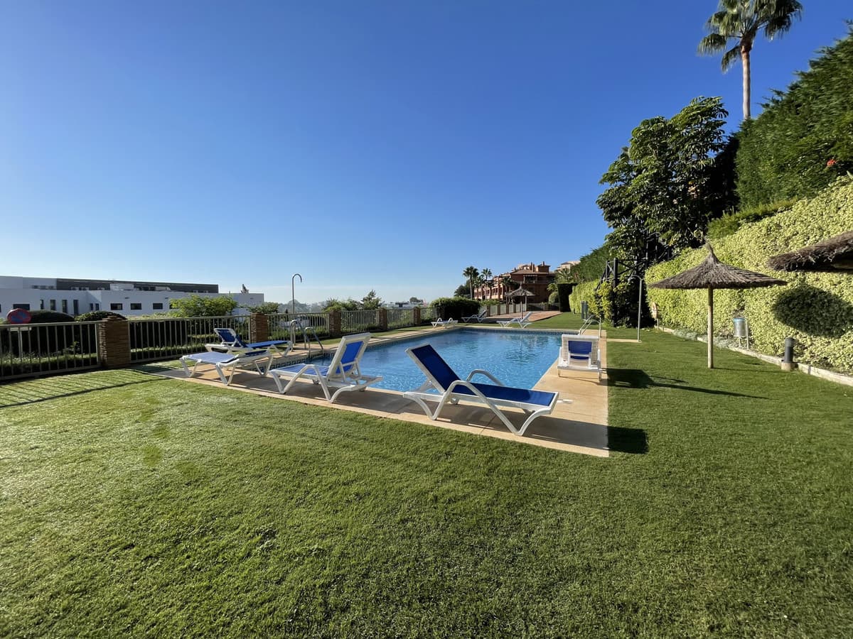 Exquisite Ground Floor Apartment in Benatalaya