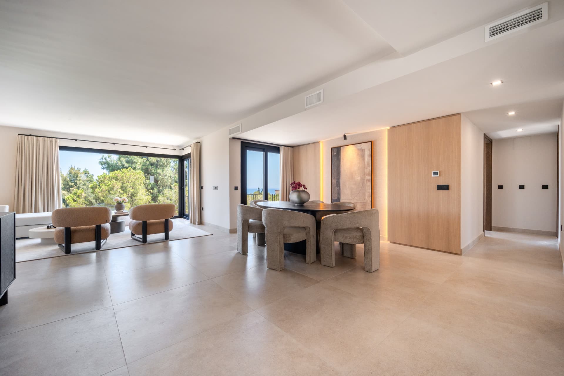 Fully Renovated Luxury Villa ideally located within a short walk to La Cala centre , Beach & Golf